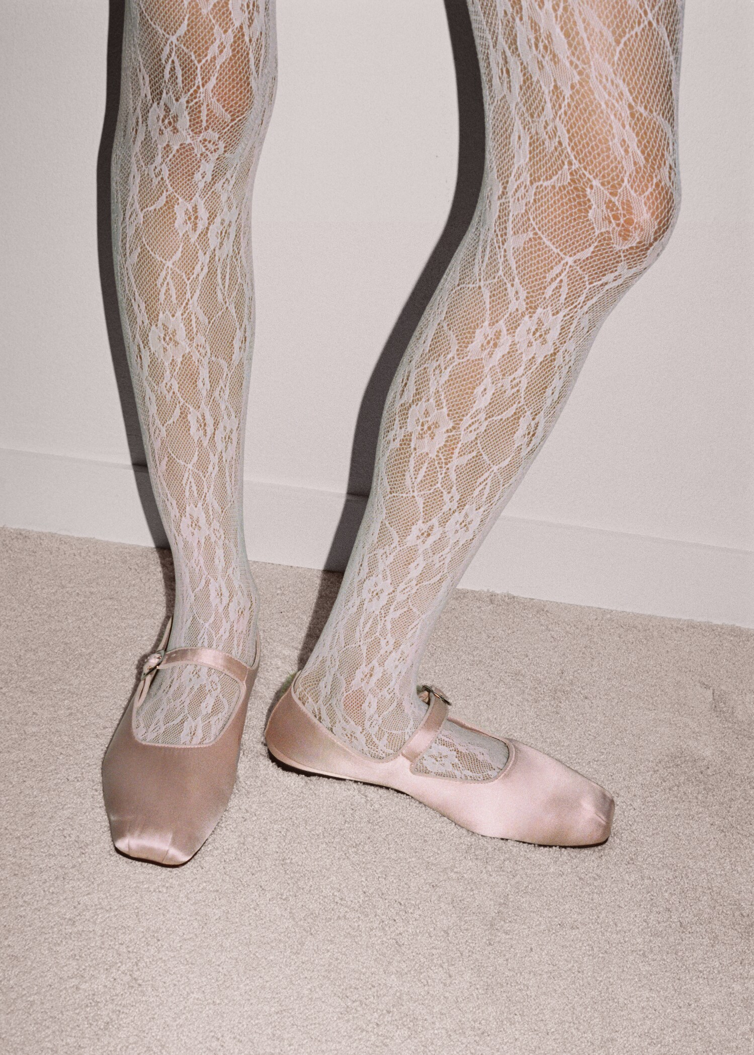 Satin ballet flats with buckle - General plane