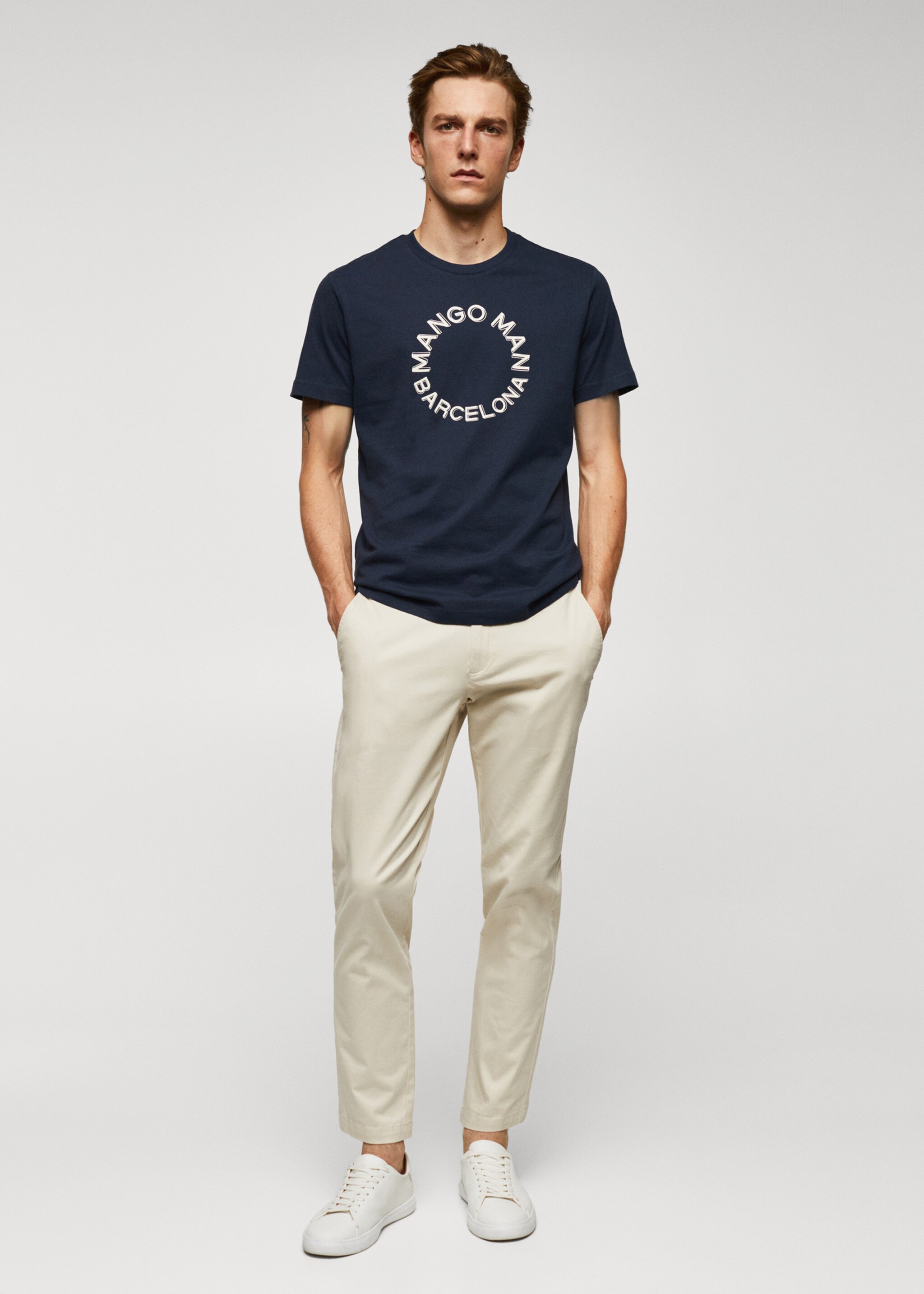 T-Shirt aus 100 % Baumwolle mit Logo - Allgemeine Ansicht