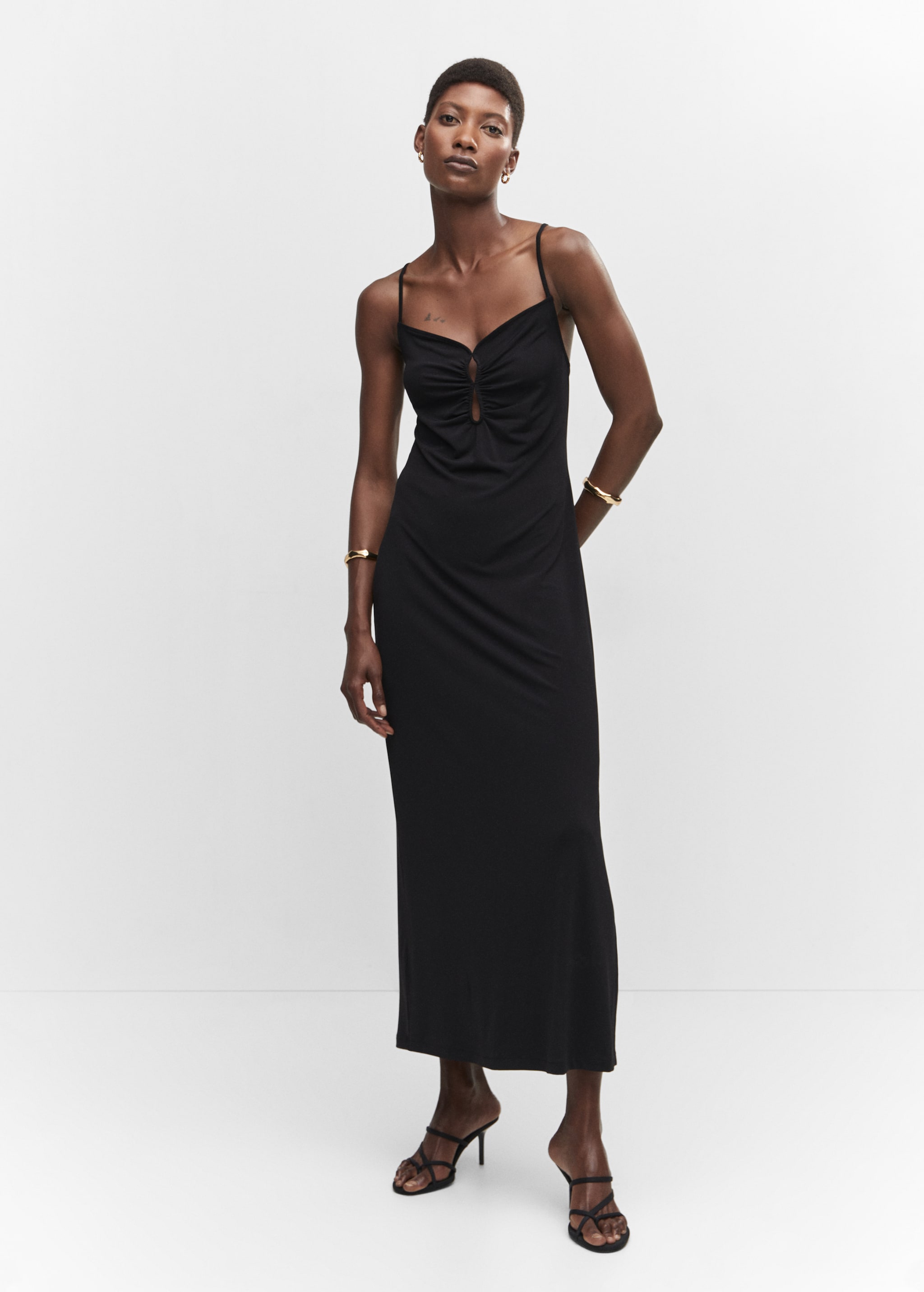 Mango Outlet Negozi Mango Abbigliamento Mango Vestiti Outlet