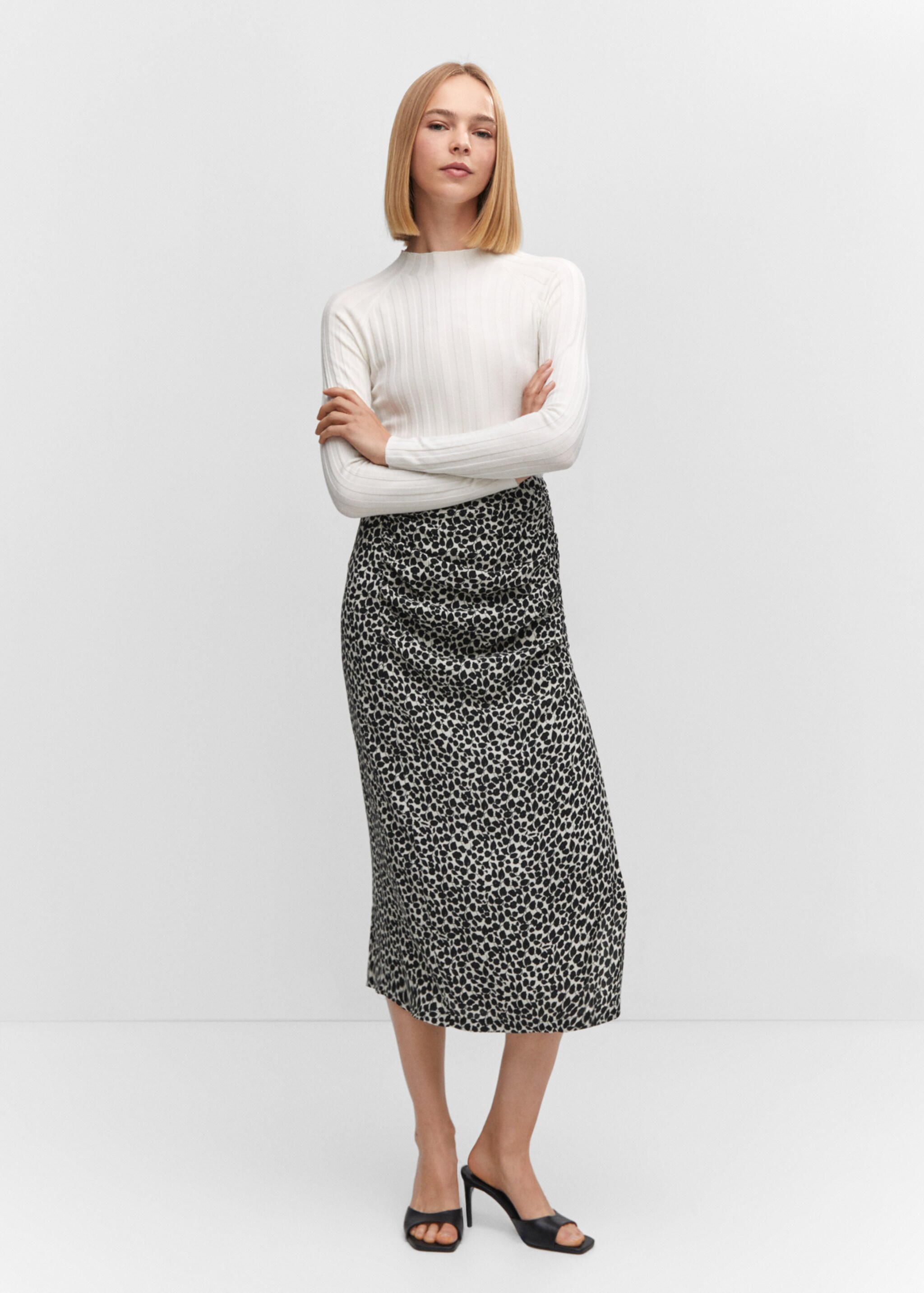 Printed skirt with slit - General plane