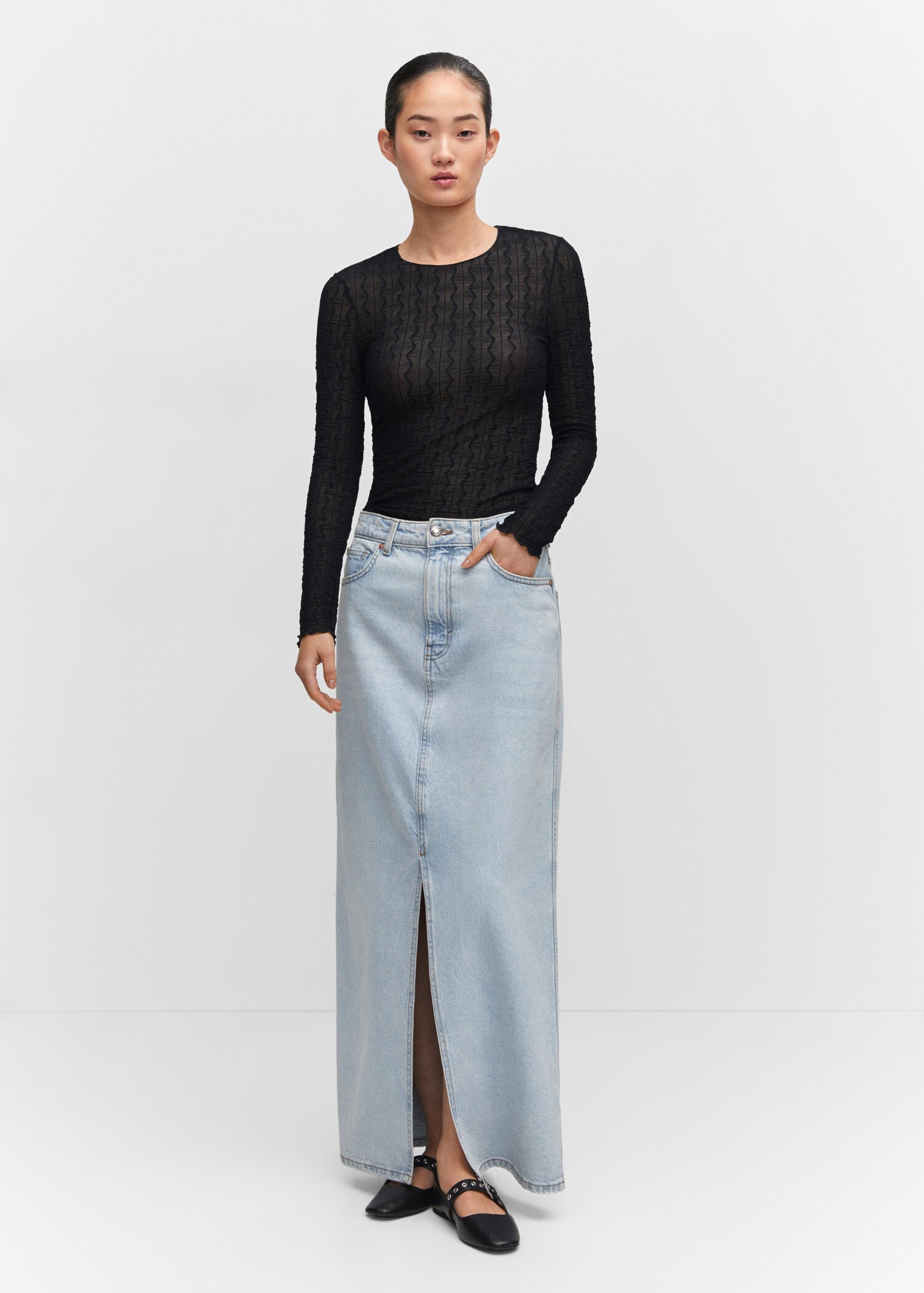 Long-sleeved t-shirt with ruffles - General plane