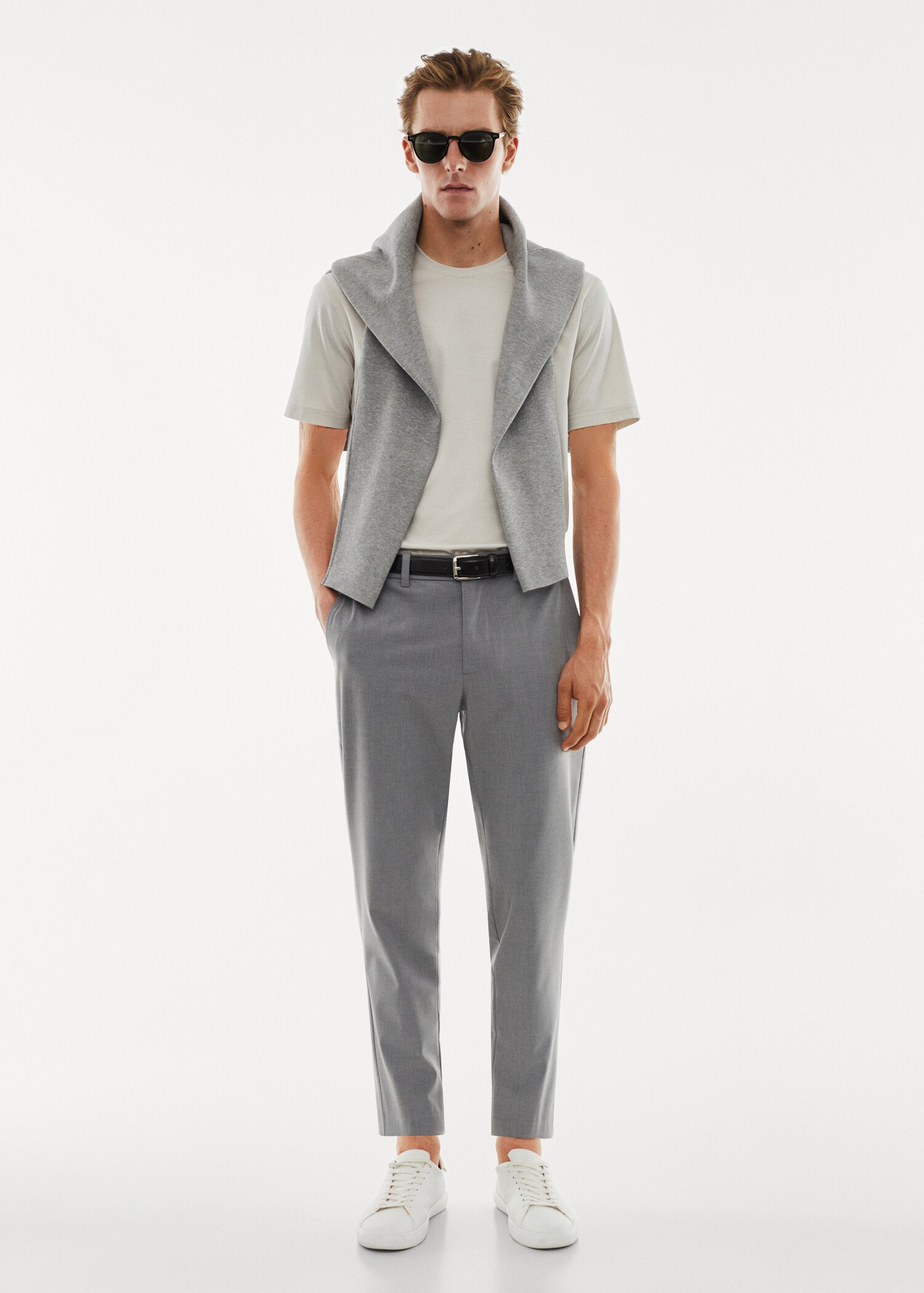 Slim fit stretch trousers - General plane