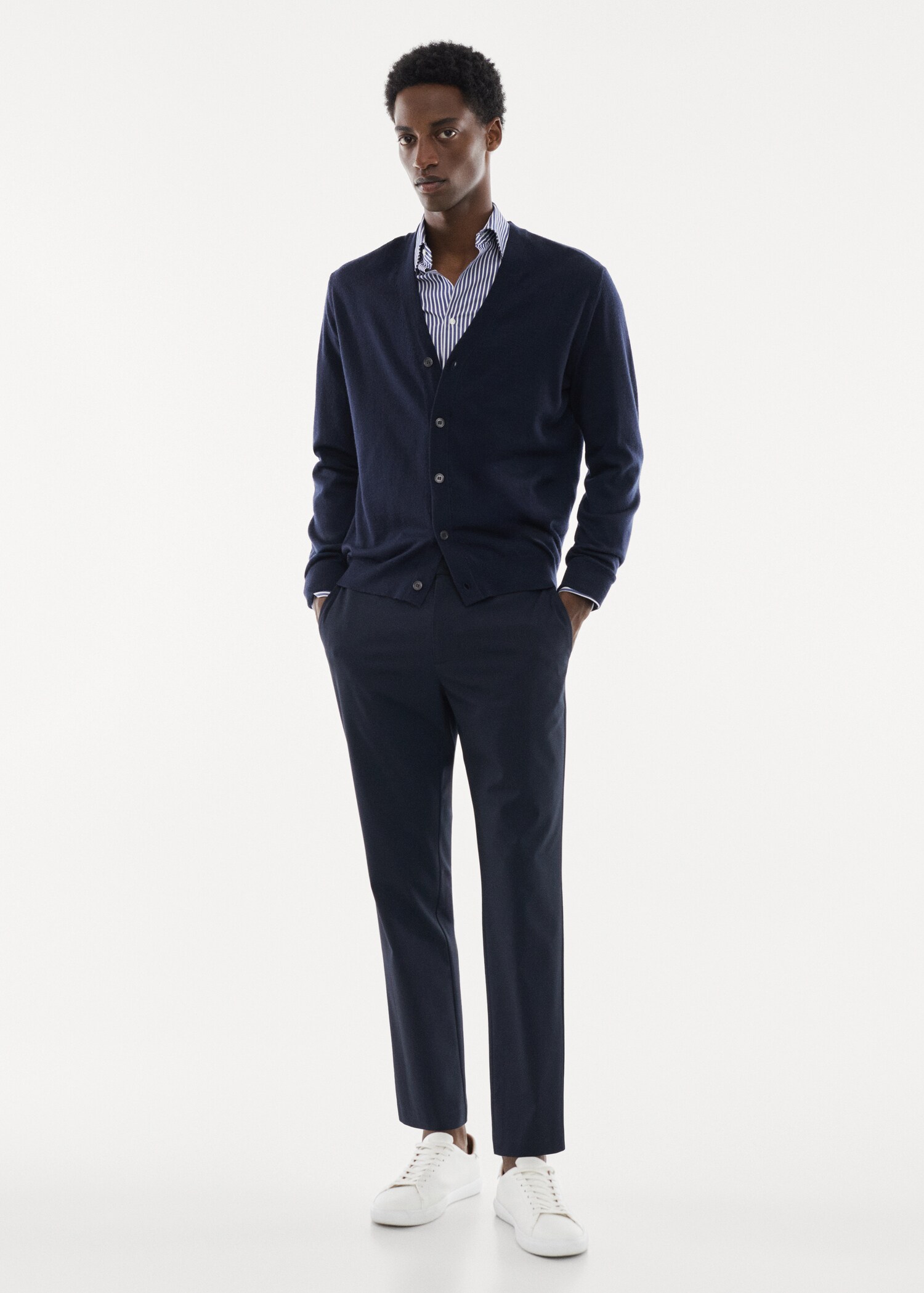 Cardigan de 100% lã merina - Plano geral