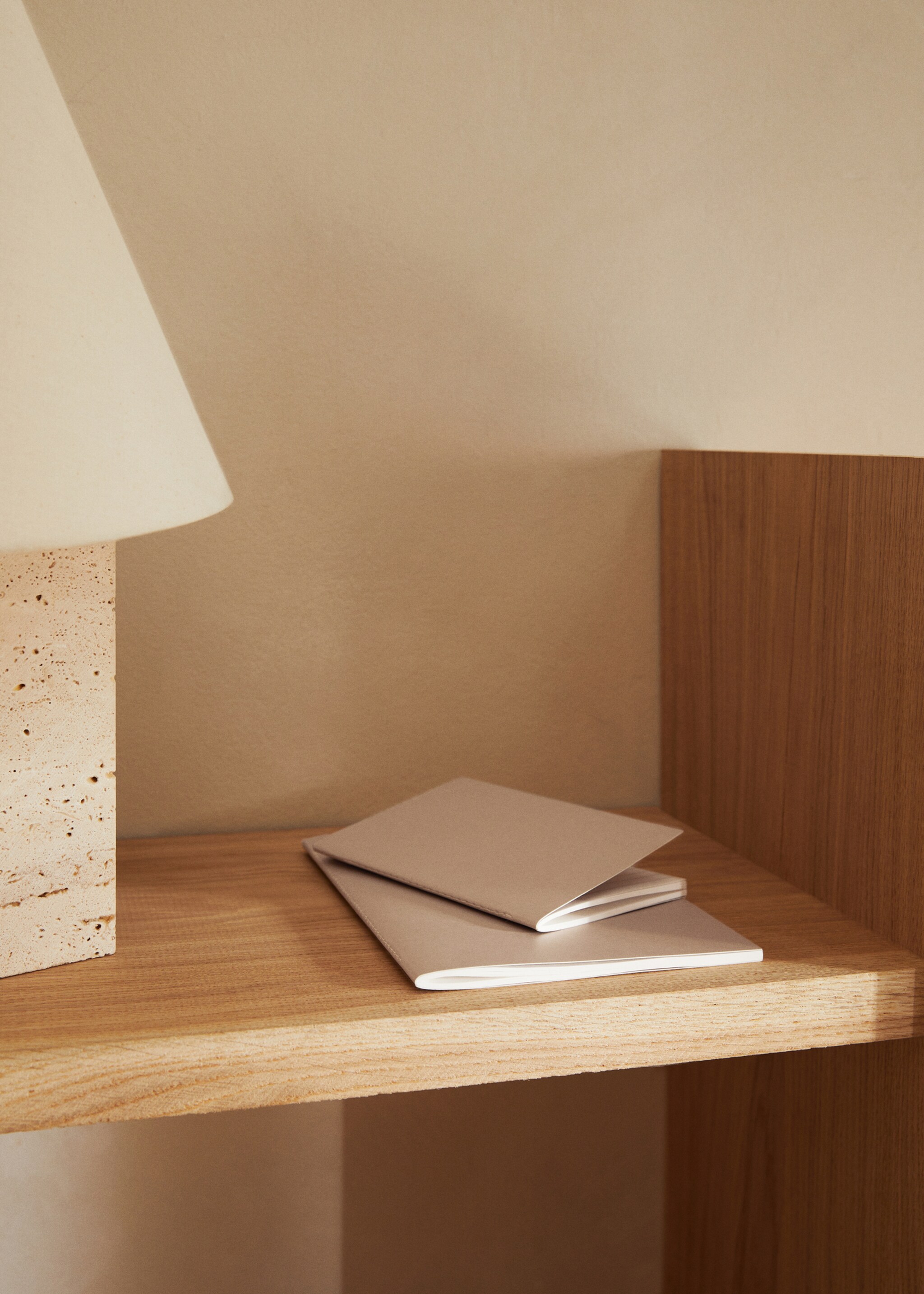 Lined notebook 21x15cm - General plane