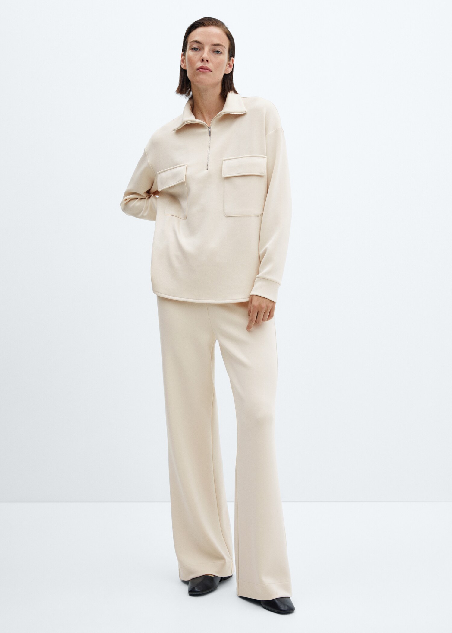 Wideleg trousers with elastic waist - General plane