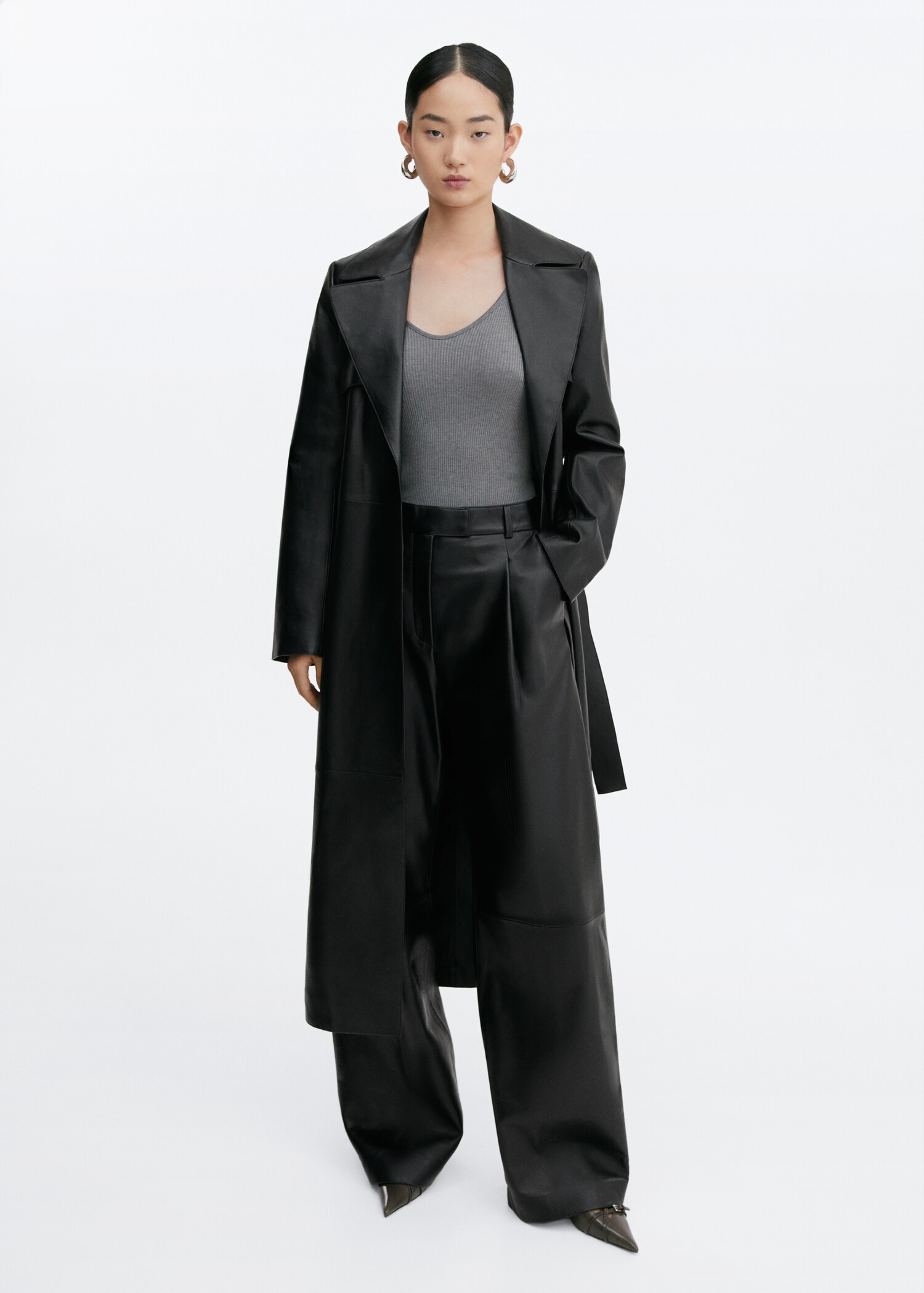 High-waist straight leather trousers - General plane