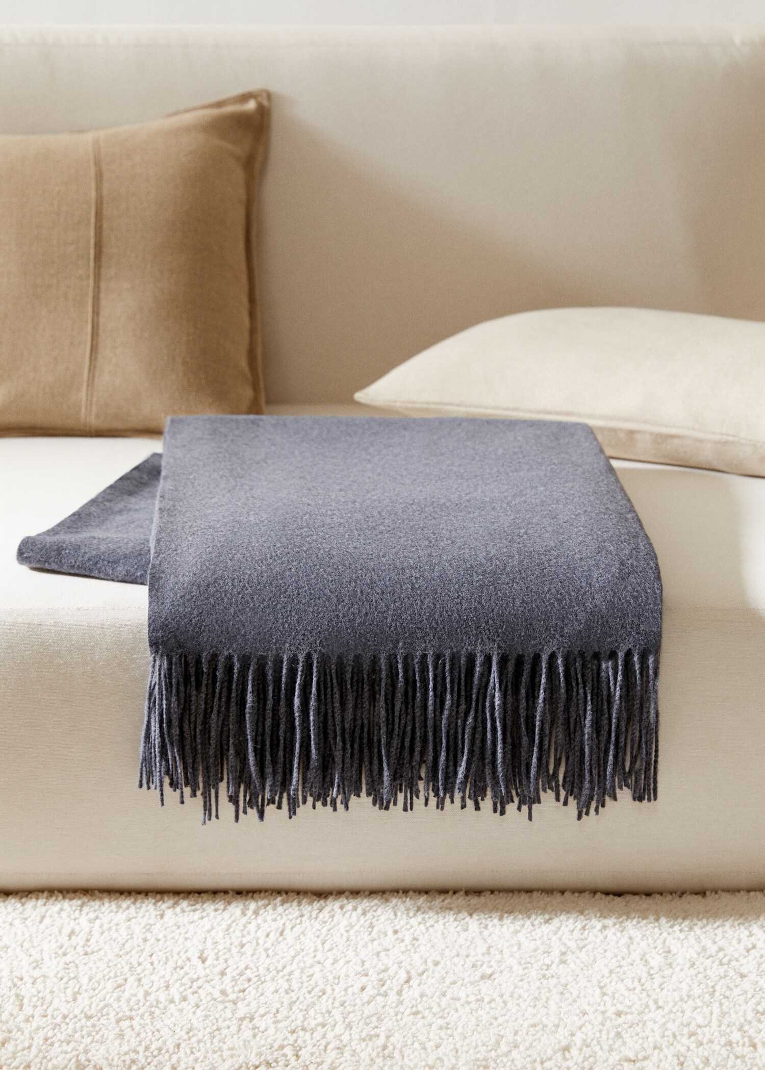 Coperta tinta unita frange - Piano generale