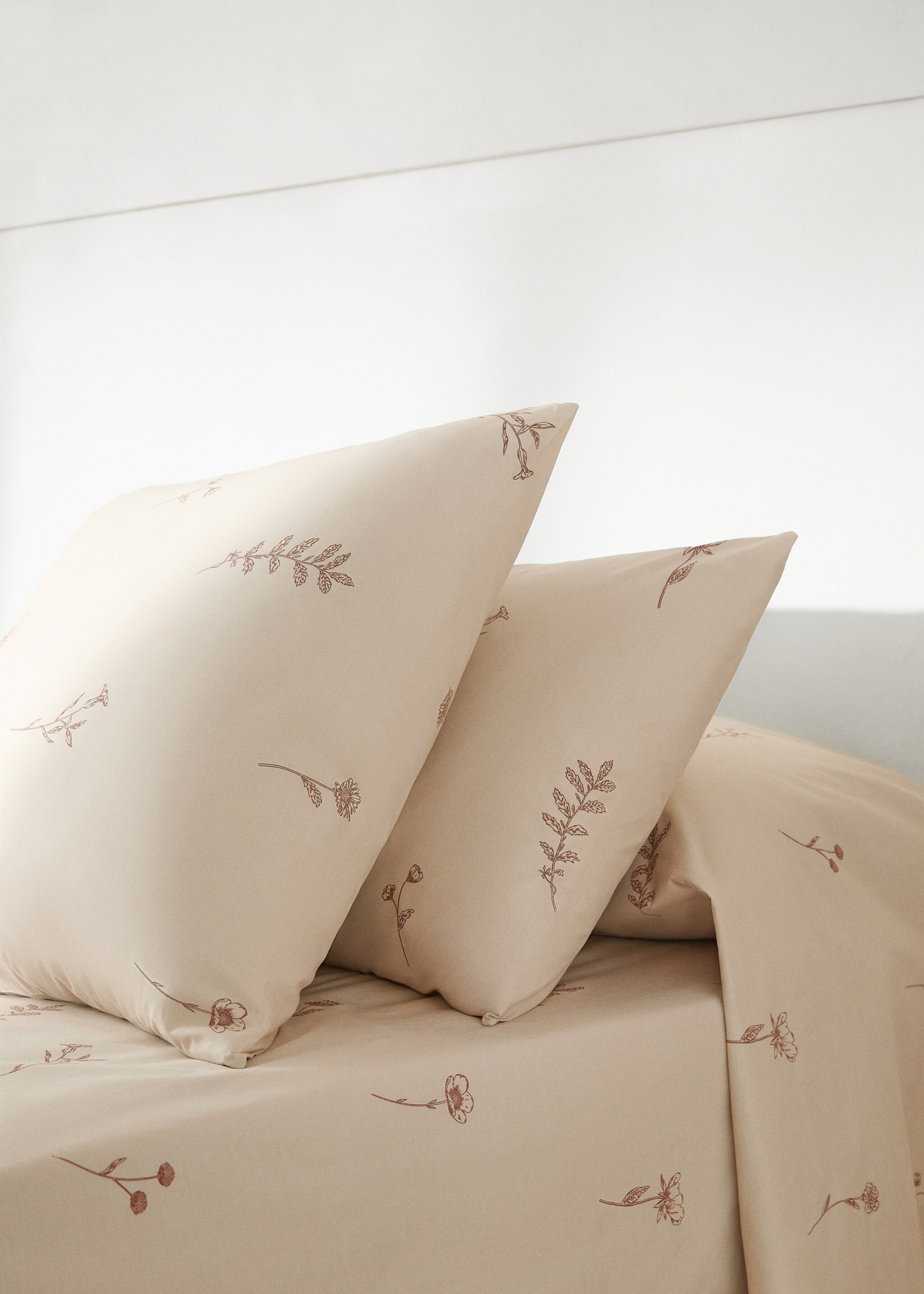 Striped print pillow case 45x110cm - General plane