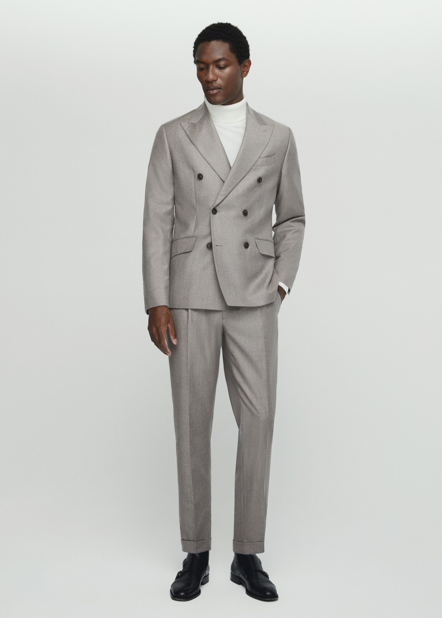 Blazer de fato assertoado de lã virgem - Plano geral