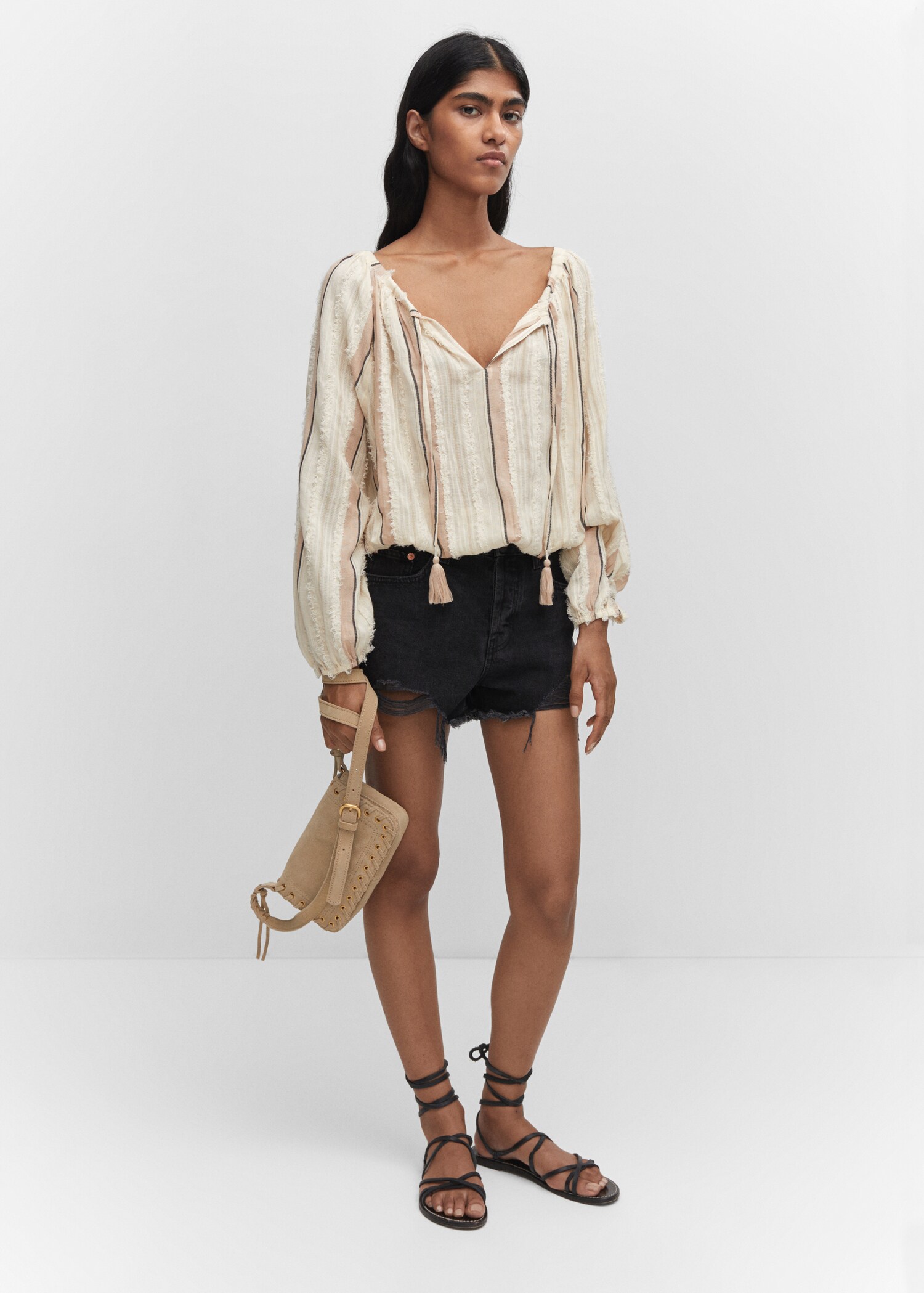 Bolso piel tachuelas - Plano general