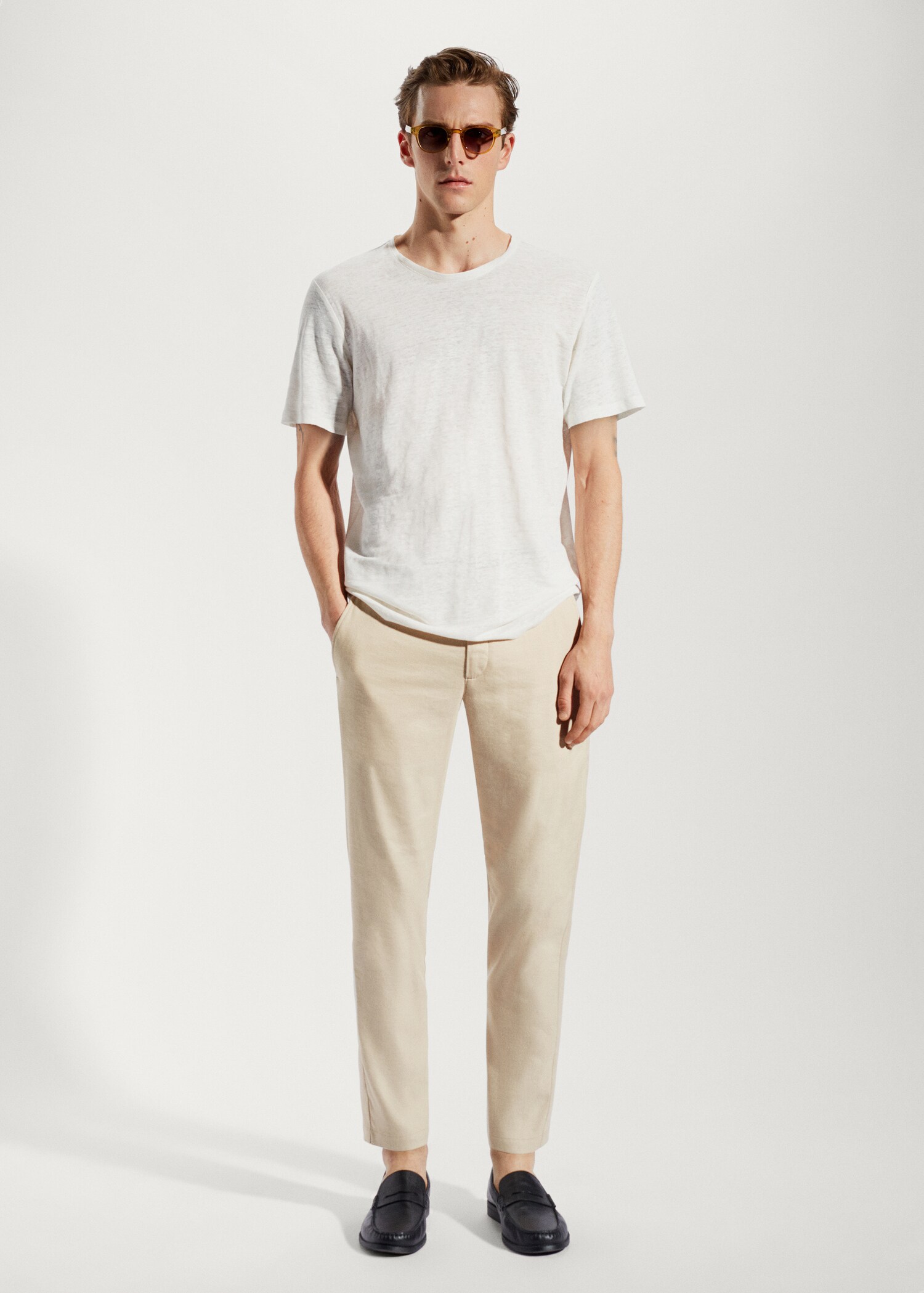 Linen slim-fit trousers with inner drawstring - General plane