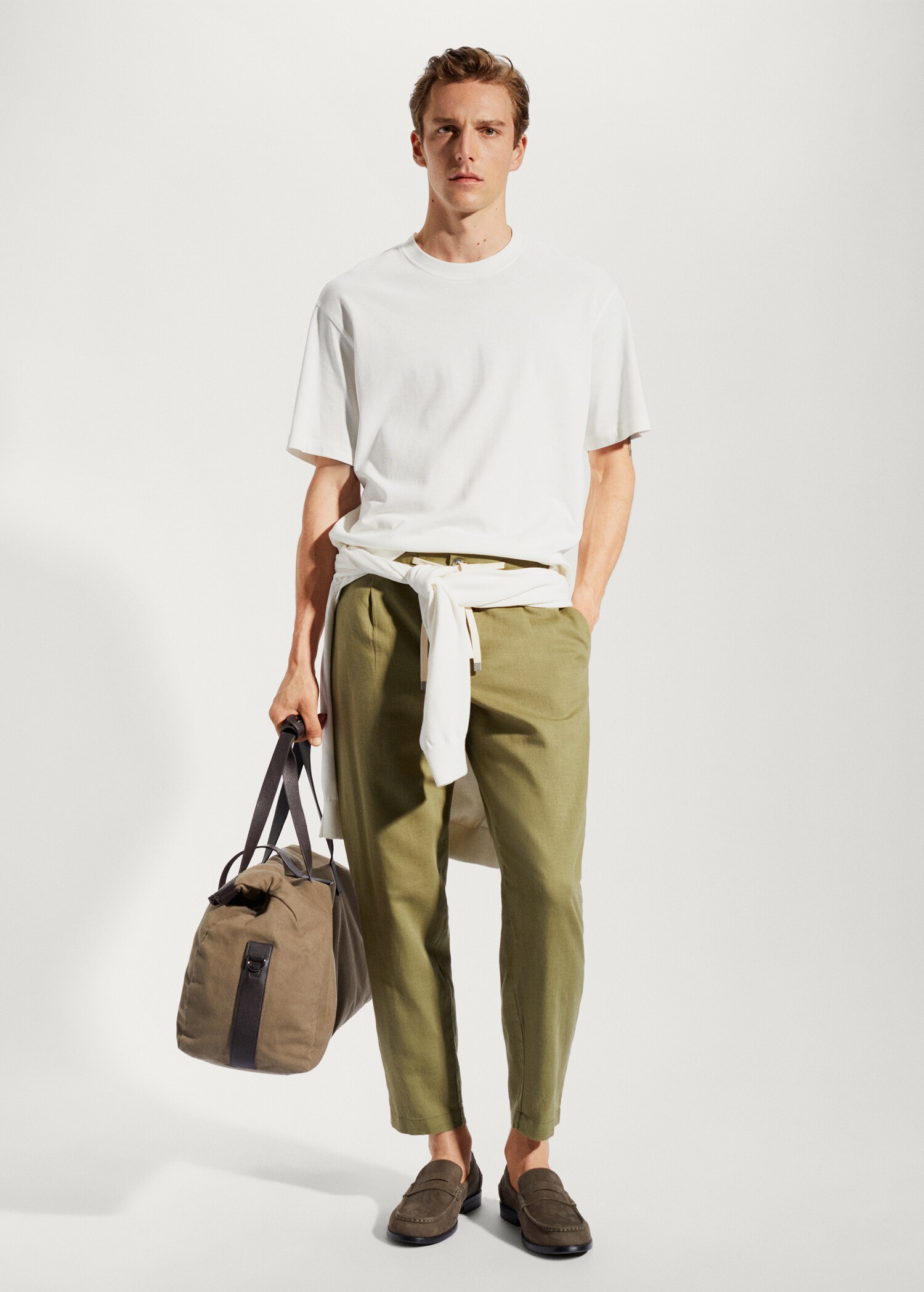 Slim-fit trousers with drawstring - General plane