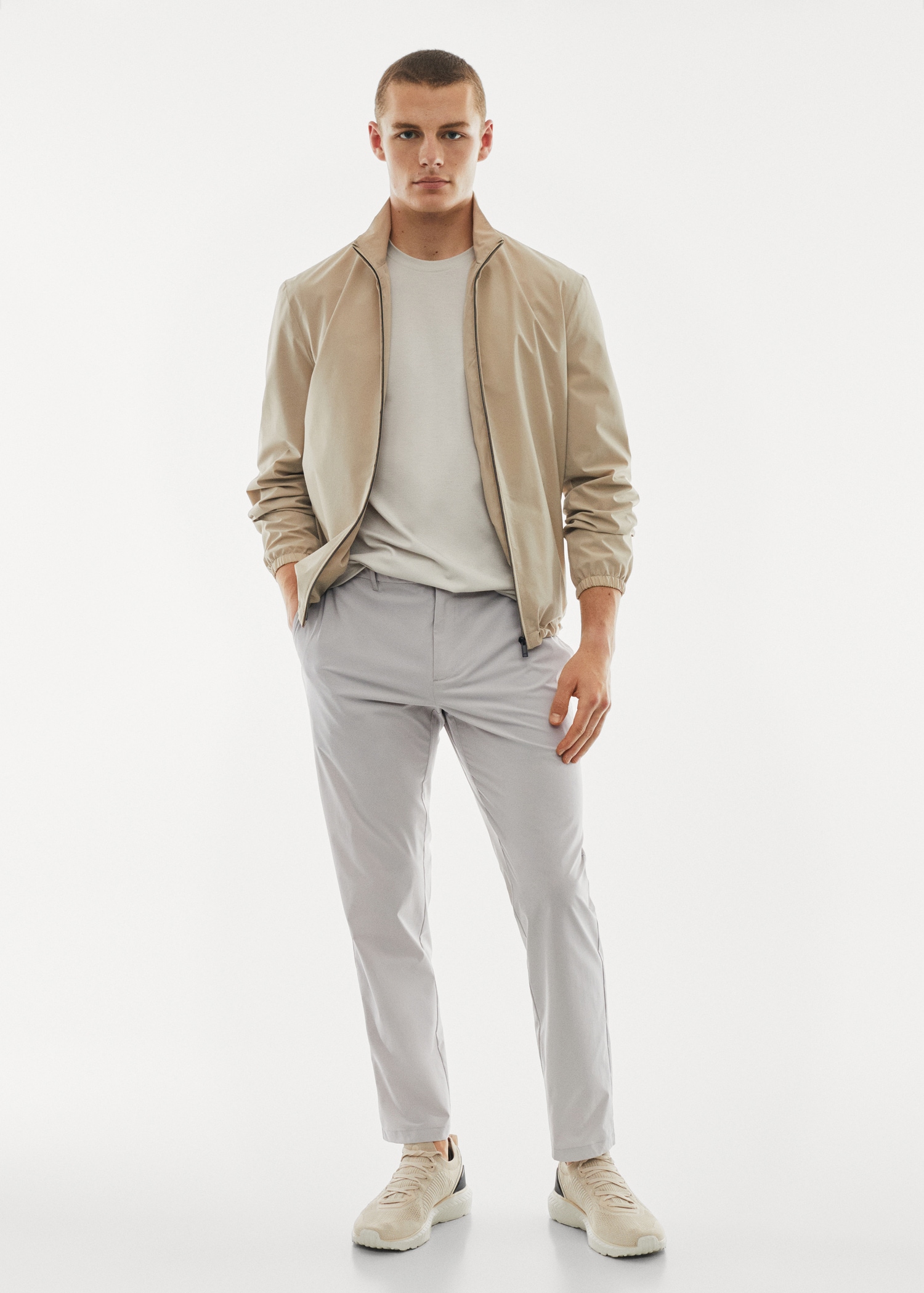 Water-repellent technical trousers - General plane