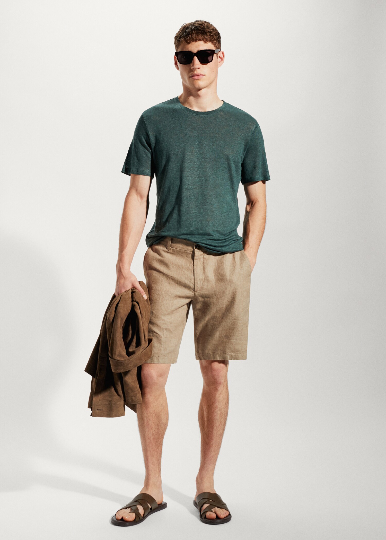 Camiseta Slim Fit 100% lino - Plano general