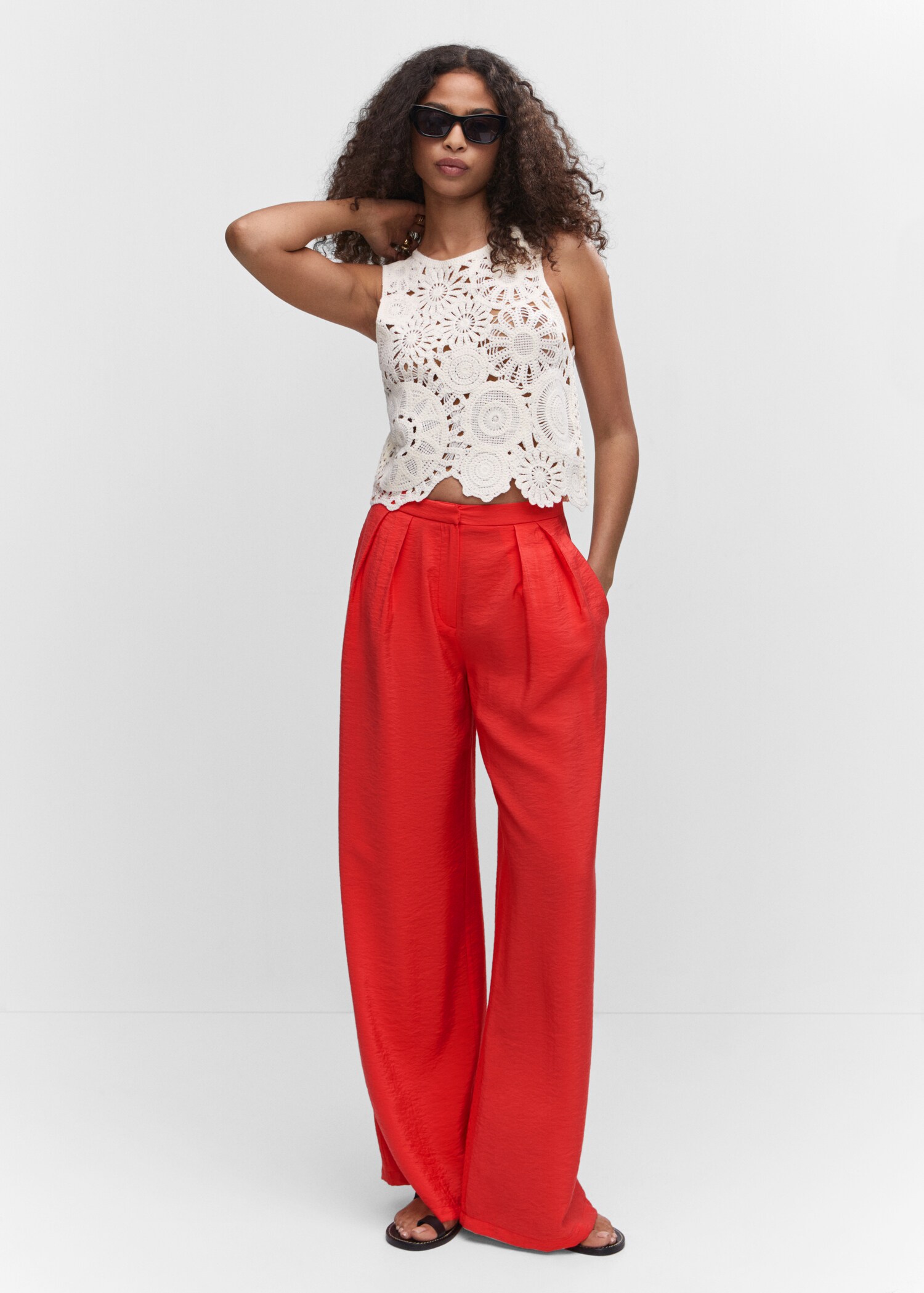 Pantalón wideleg tiro alto - Plano general