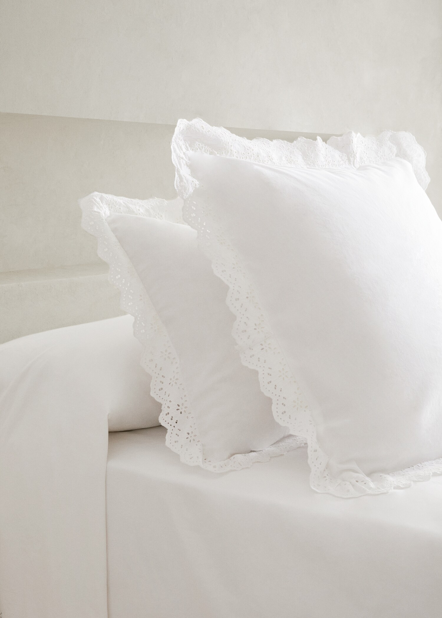 Embroidered flounce pillow case 50x75cm (Pack of 2) - General plane
