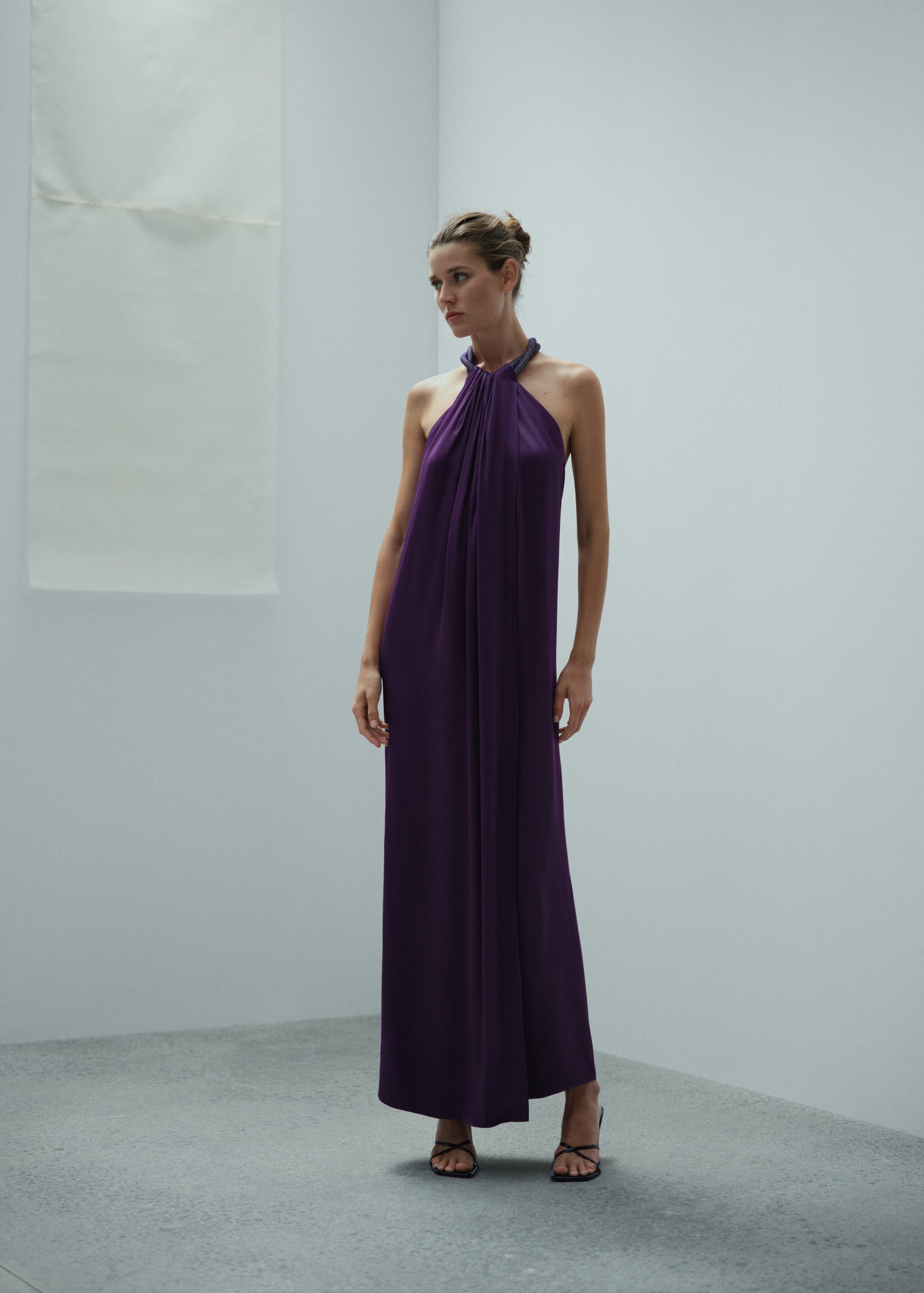 Structured satin dress with rhinestone neckline - General plane