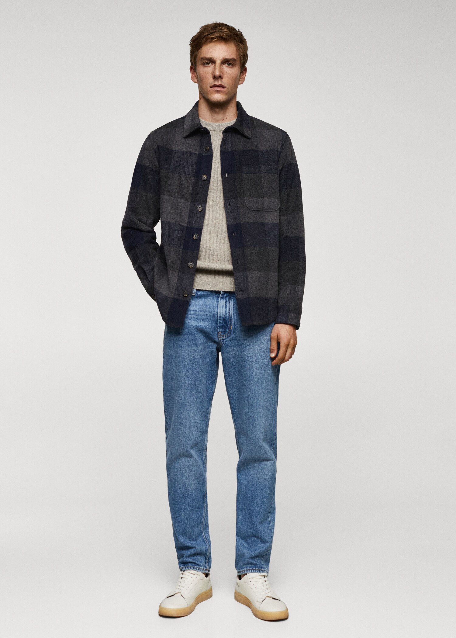 Kariertes Overshirt aus Wollgemisch - Allgemeine Ansicht