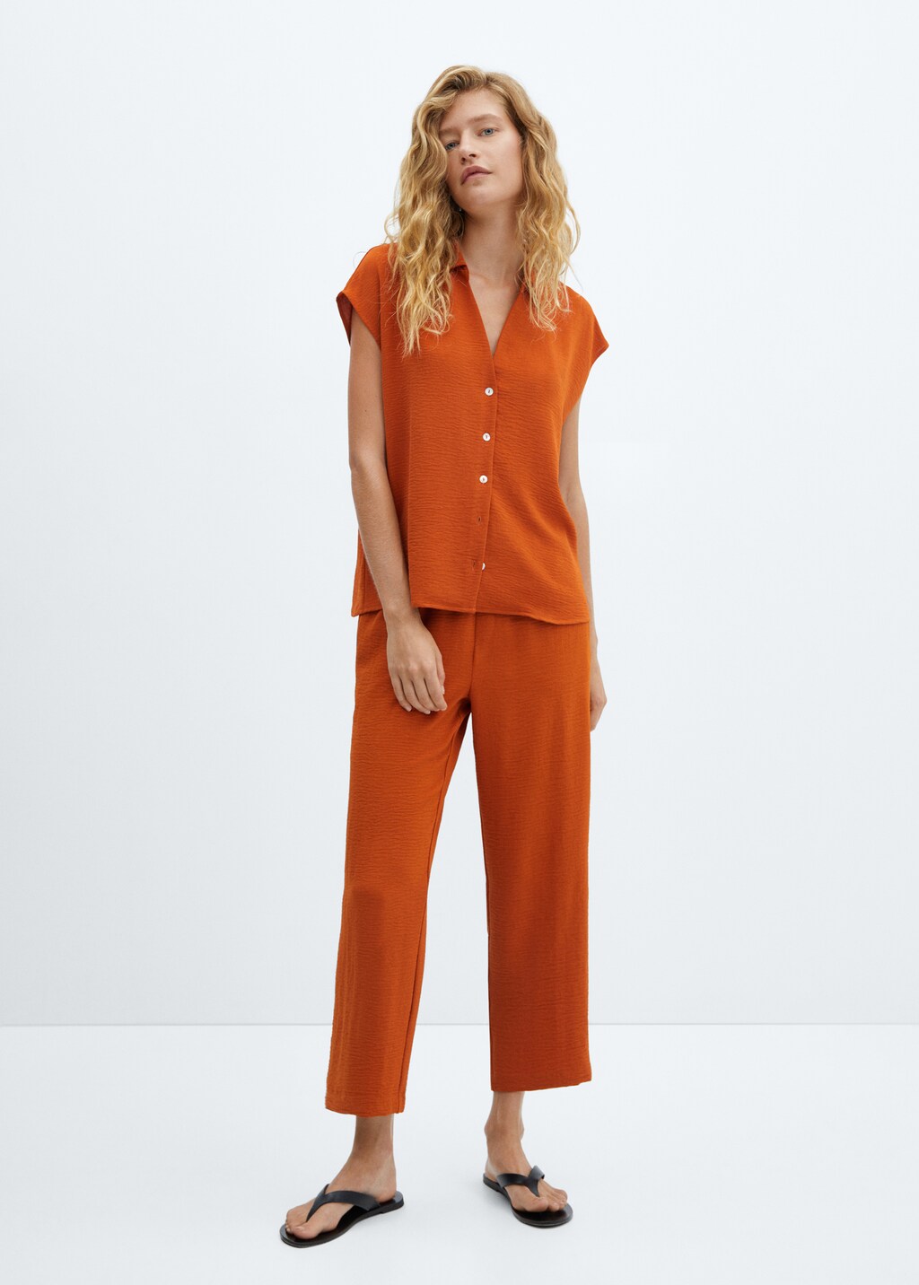 Pocket jogger trousers - Women | MANGO OUTLET USA