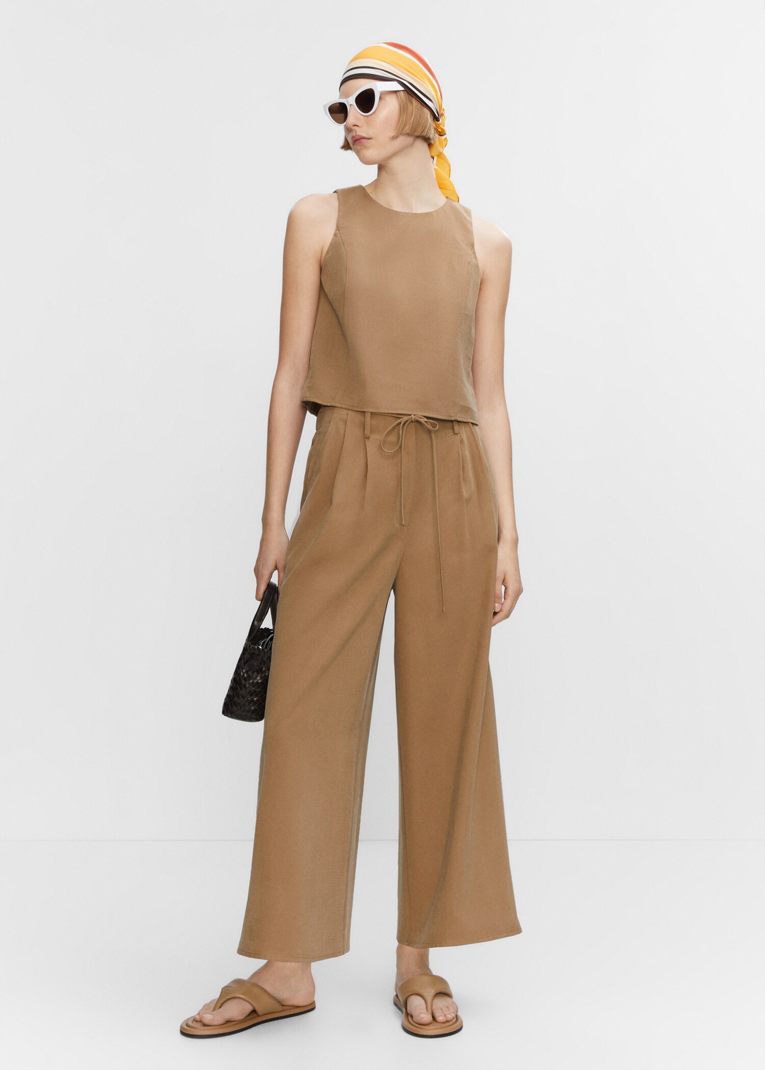 Crop top with wide straps - General plane
