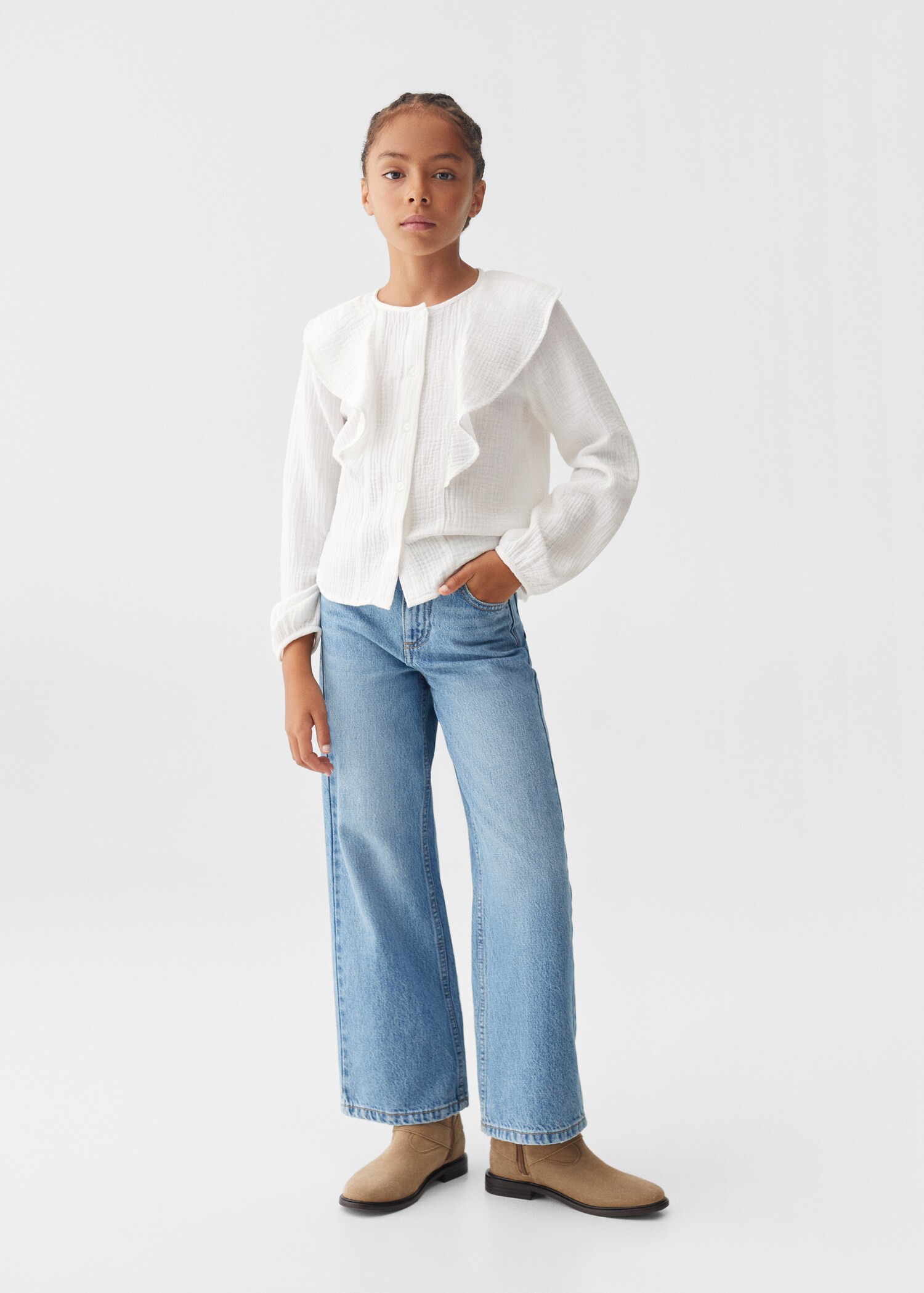 Blusa de algodão com folhos - Plano geral