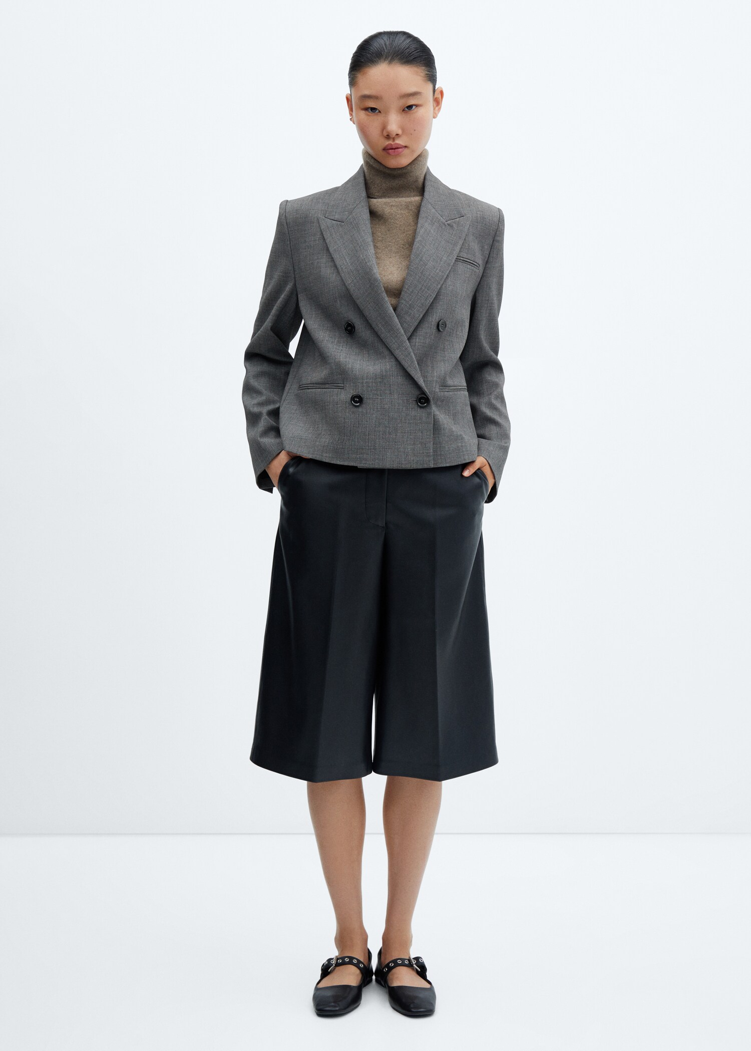 Double-breasted cropped jacket - General plane