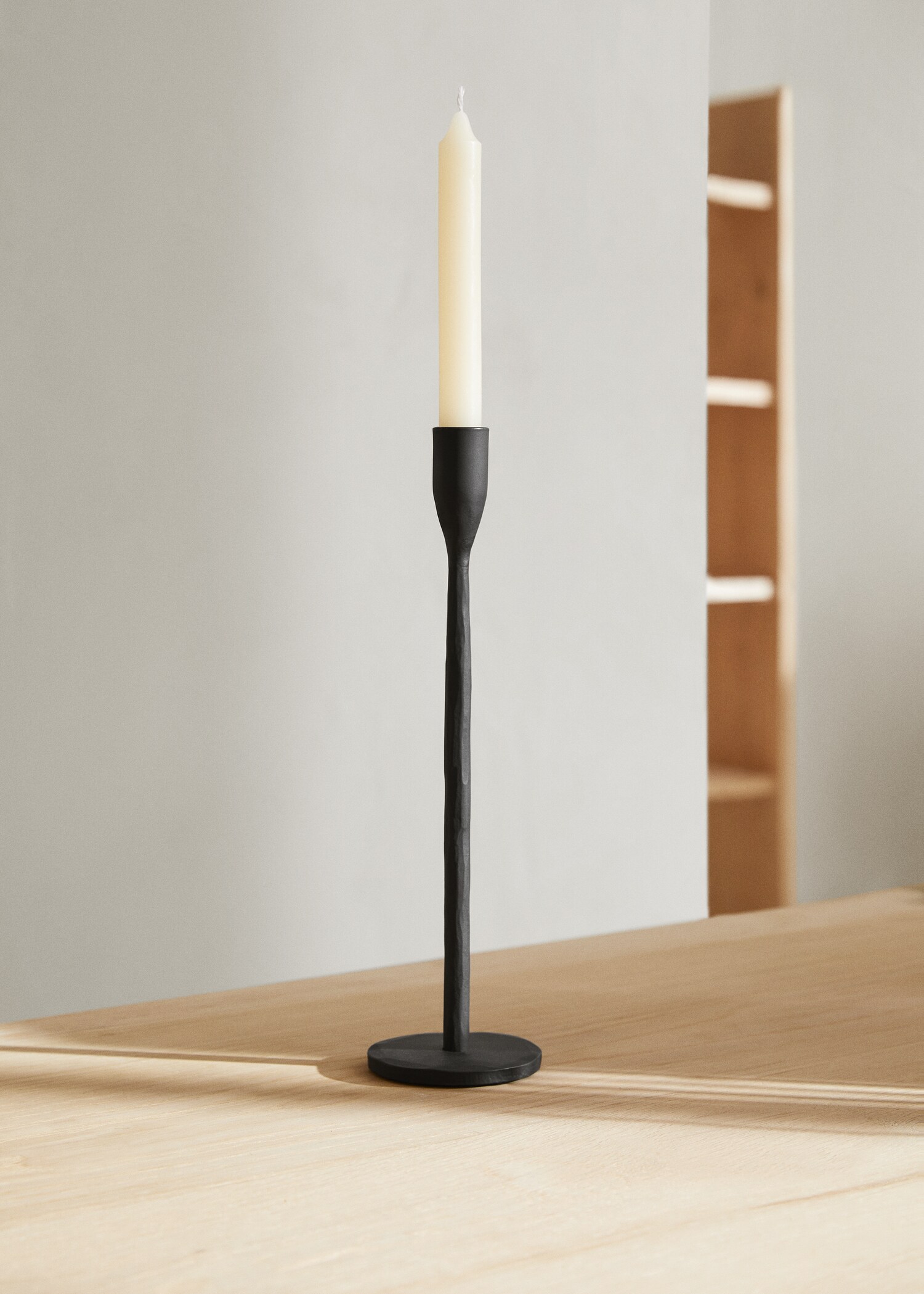 Iron candleholder - General plane