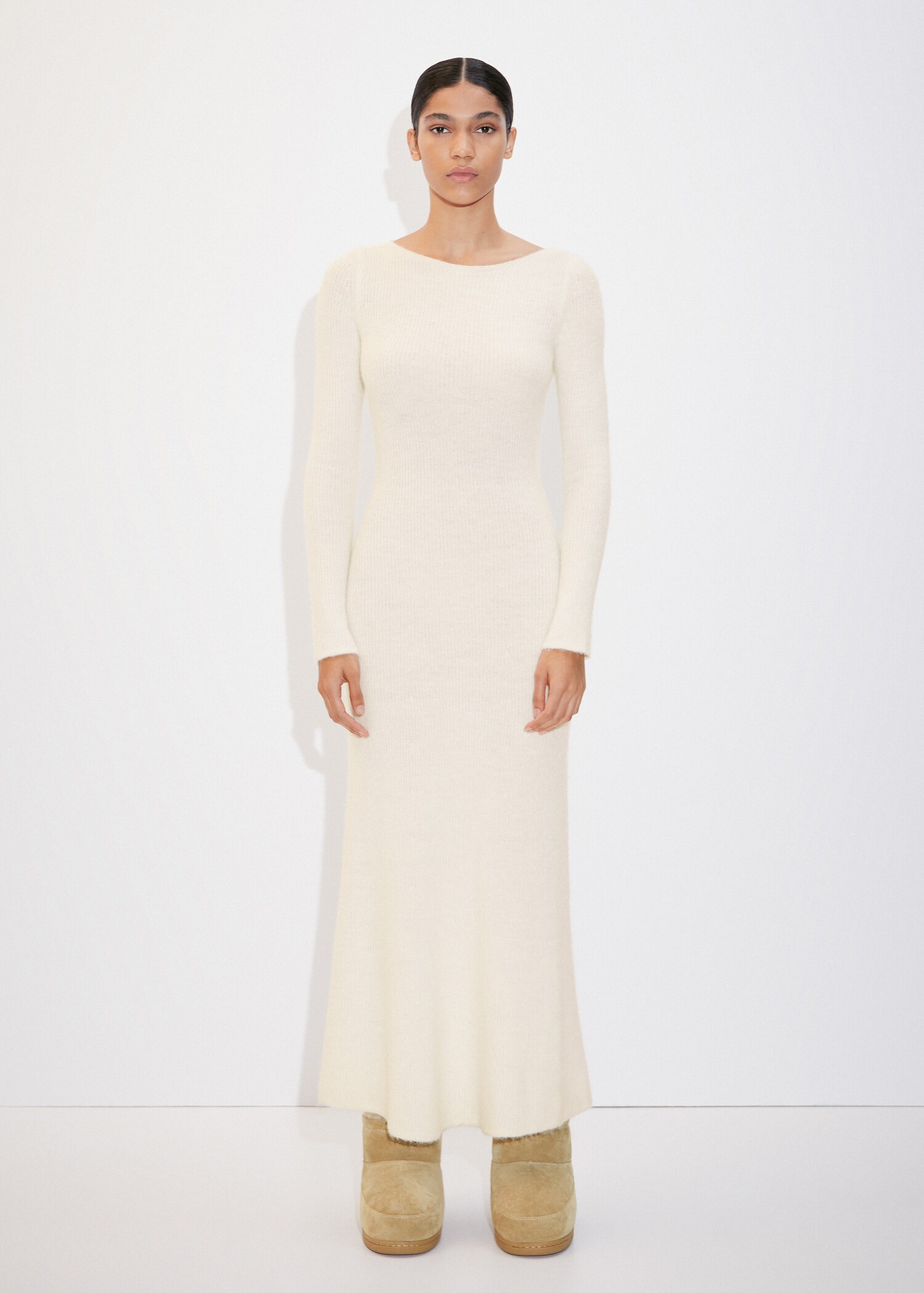 Open-back knitted dress - General plane