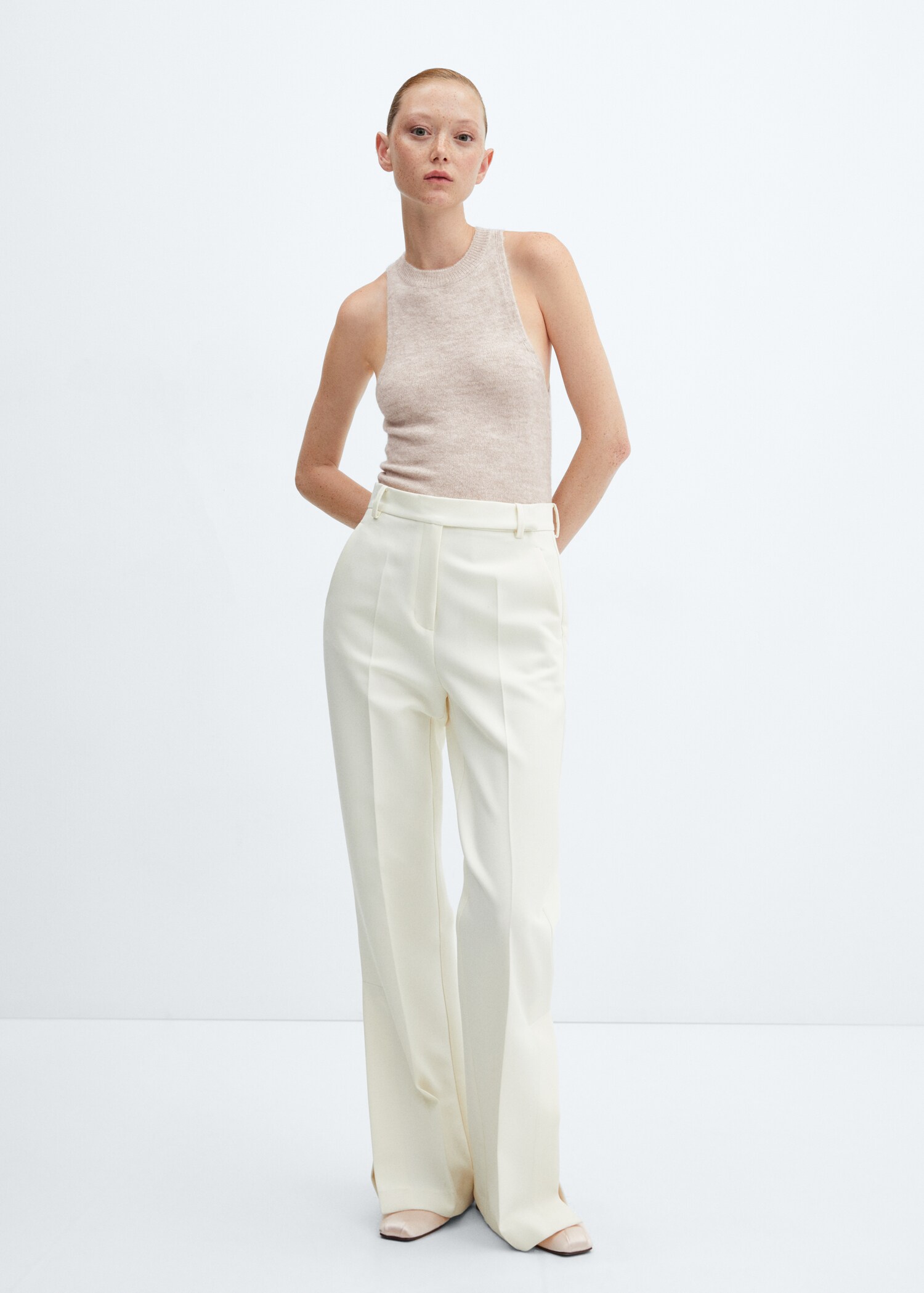 Round-neck knitted top - General plane