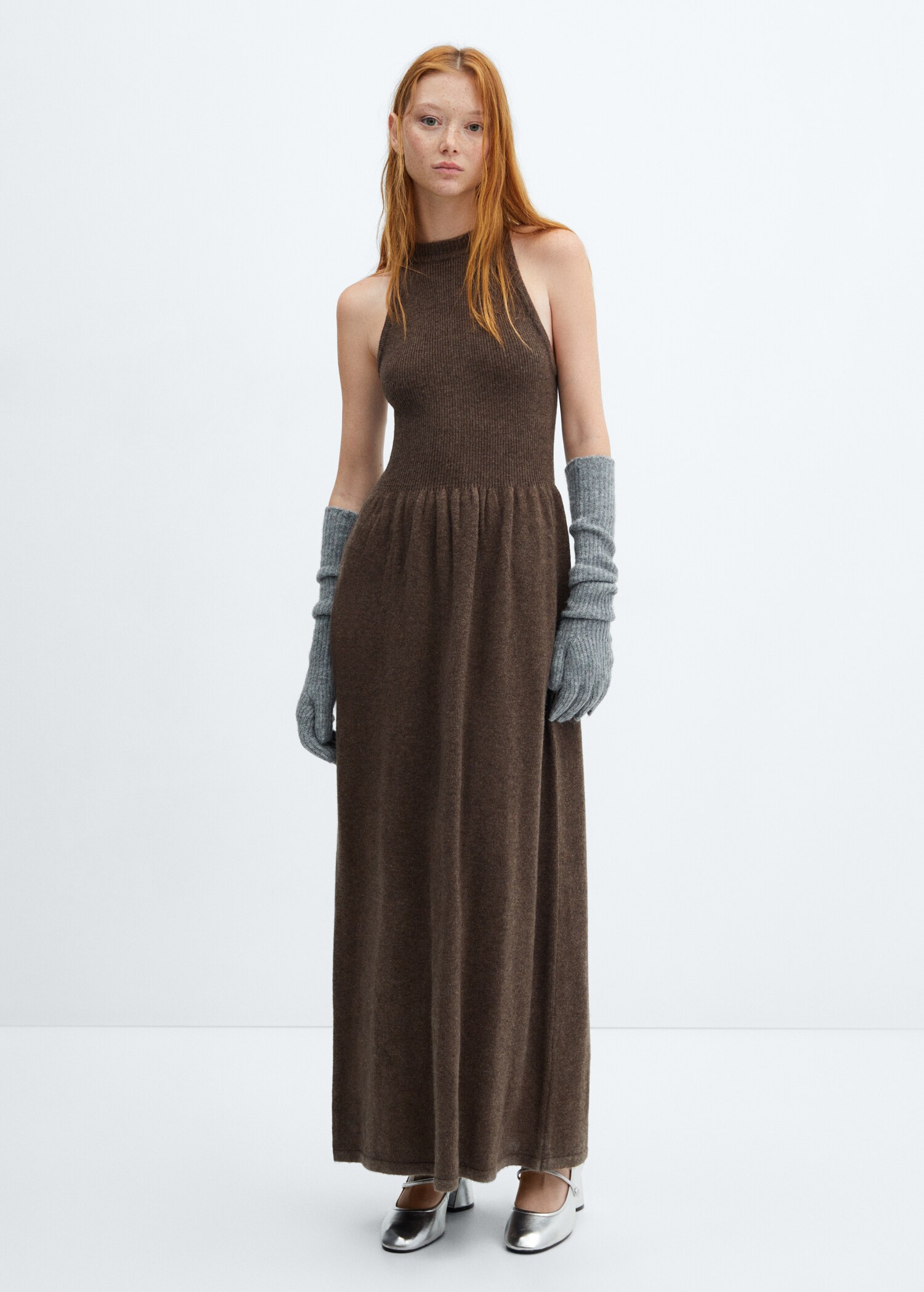 Neckholderkleid aus Wolle - Allgemeine Ansicht