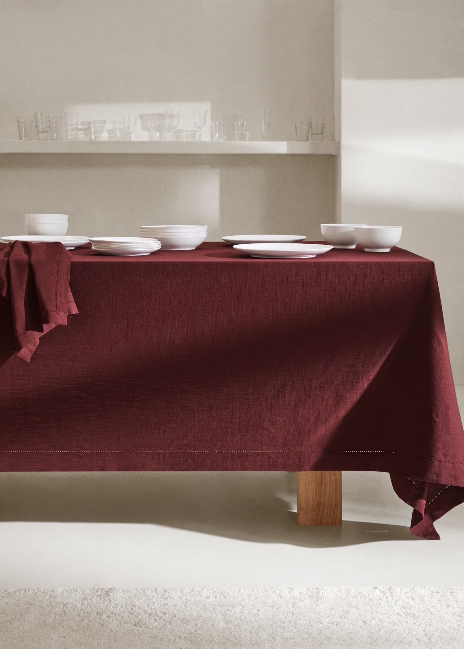 Ubrus s detailem ozdobné obruby 170 x 350 cm - Celkový náhled
