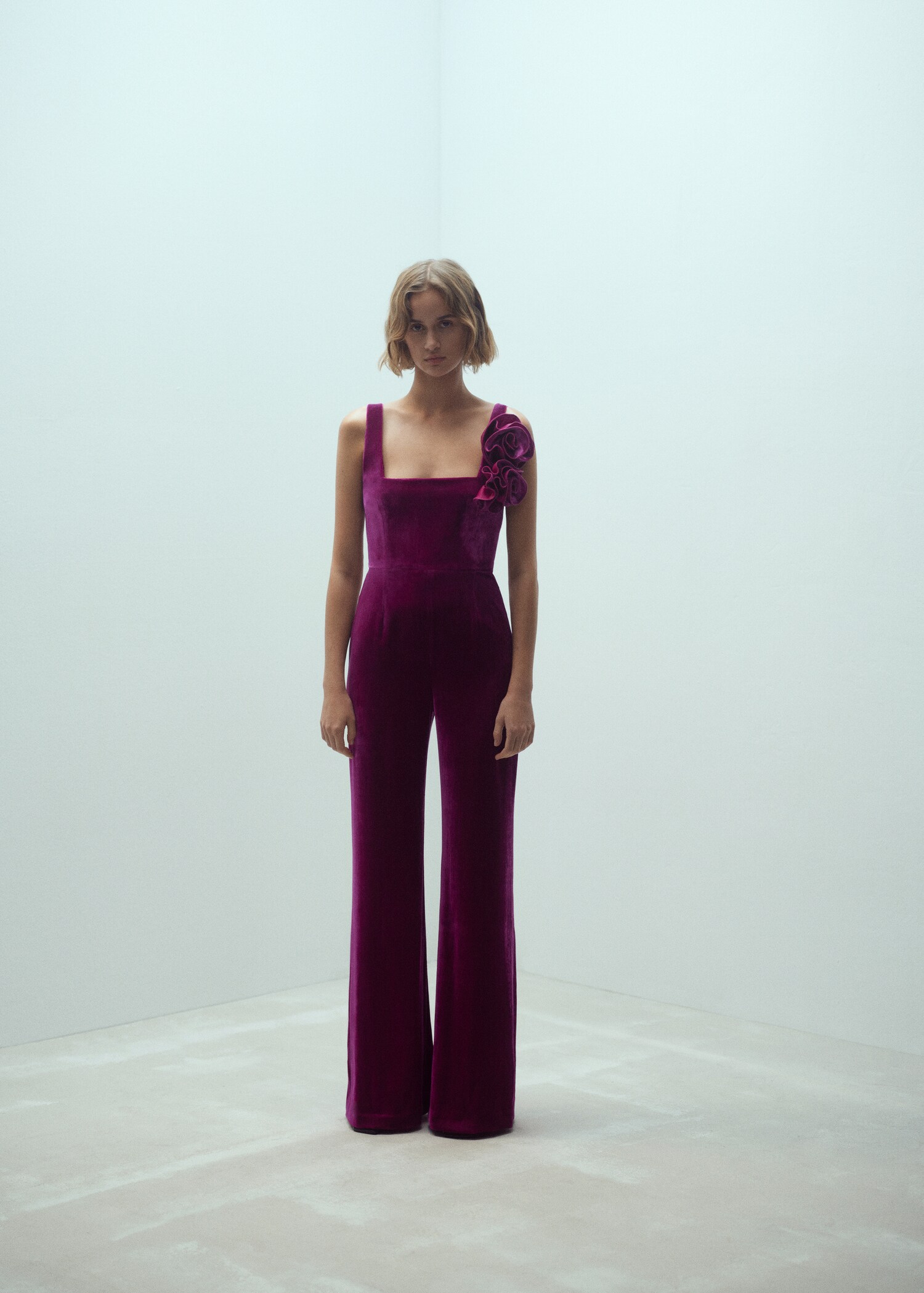 Flared velour jumpsuit with wide straps - General plane