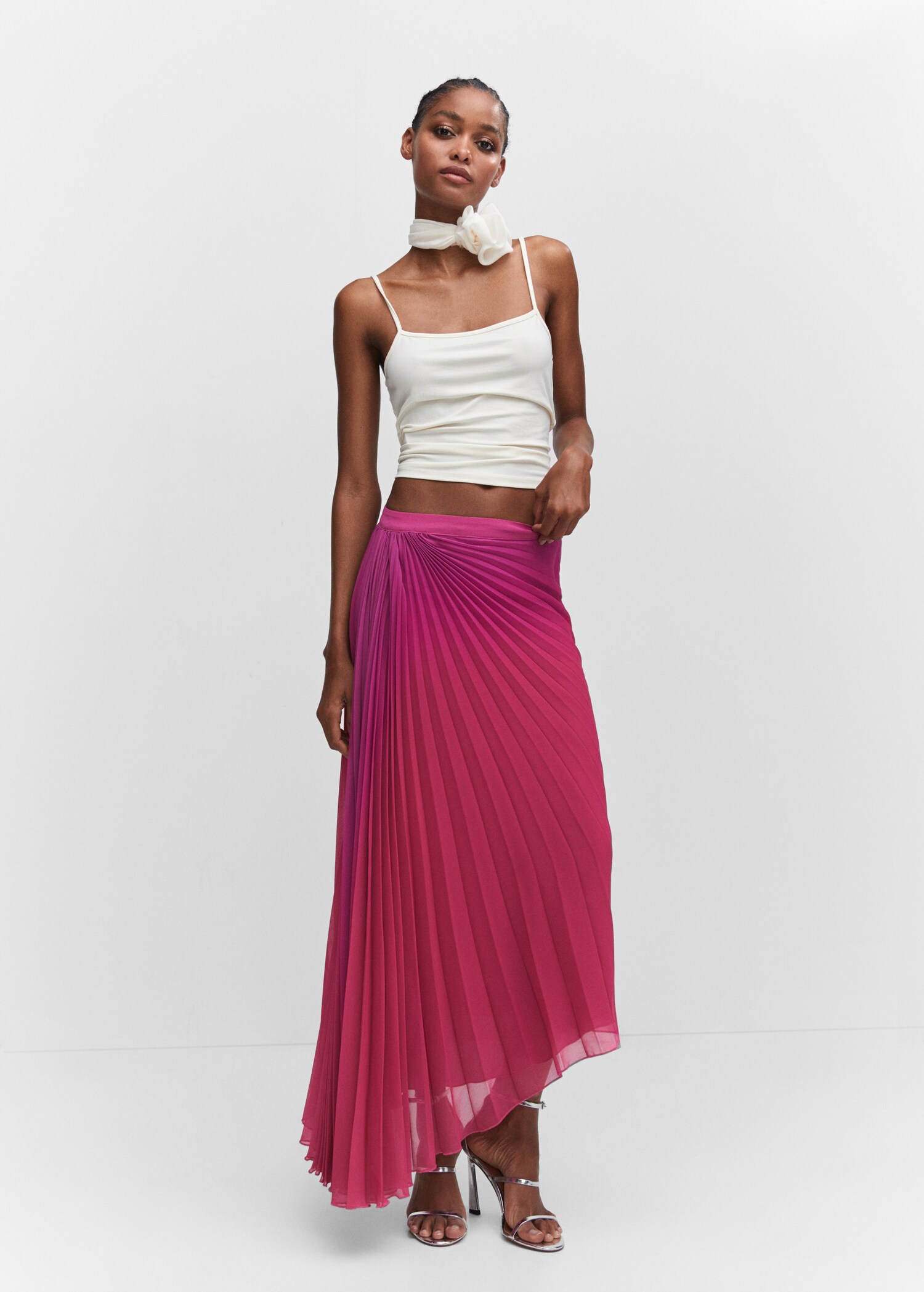 Pleated asymmetric skirt  - General plane