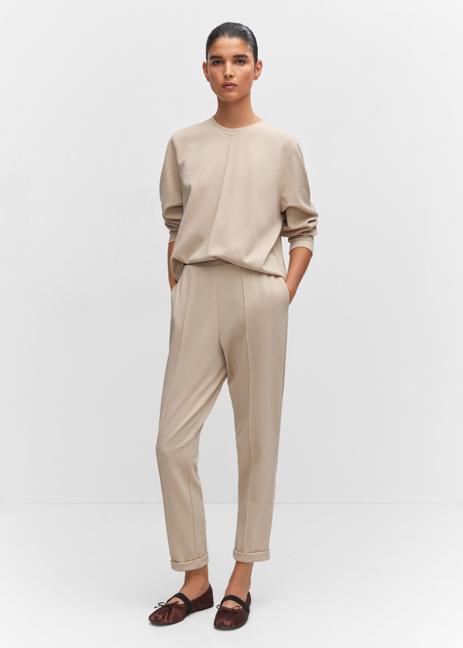 Jogger trousers with seam detail - General plane