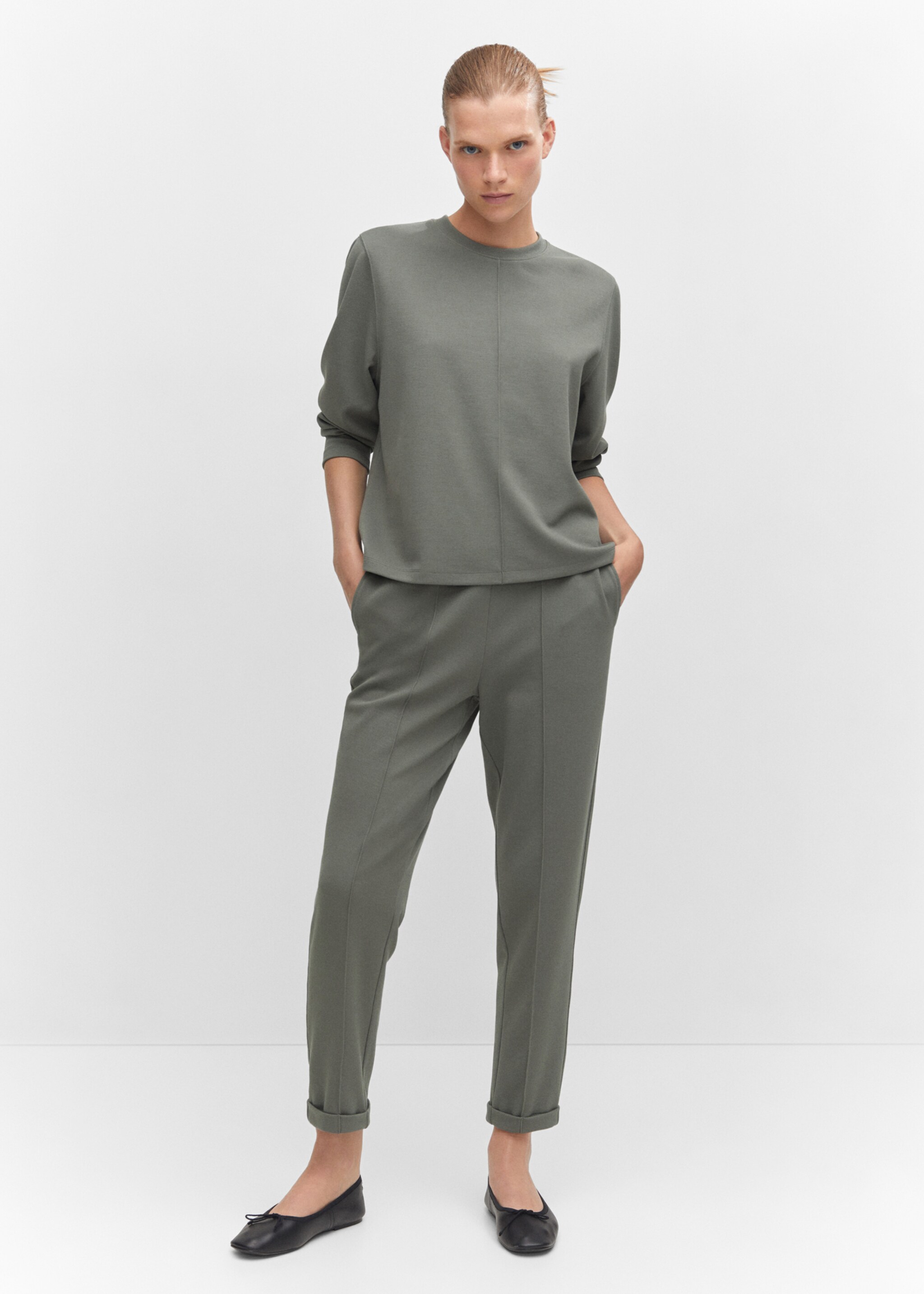 Jogger trousers with seam detail - General plane