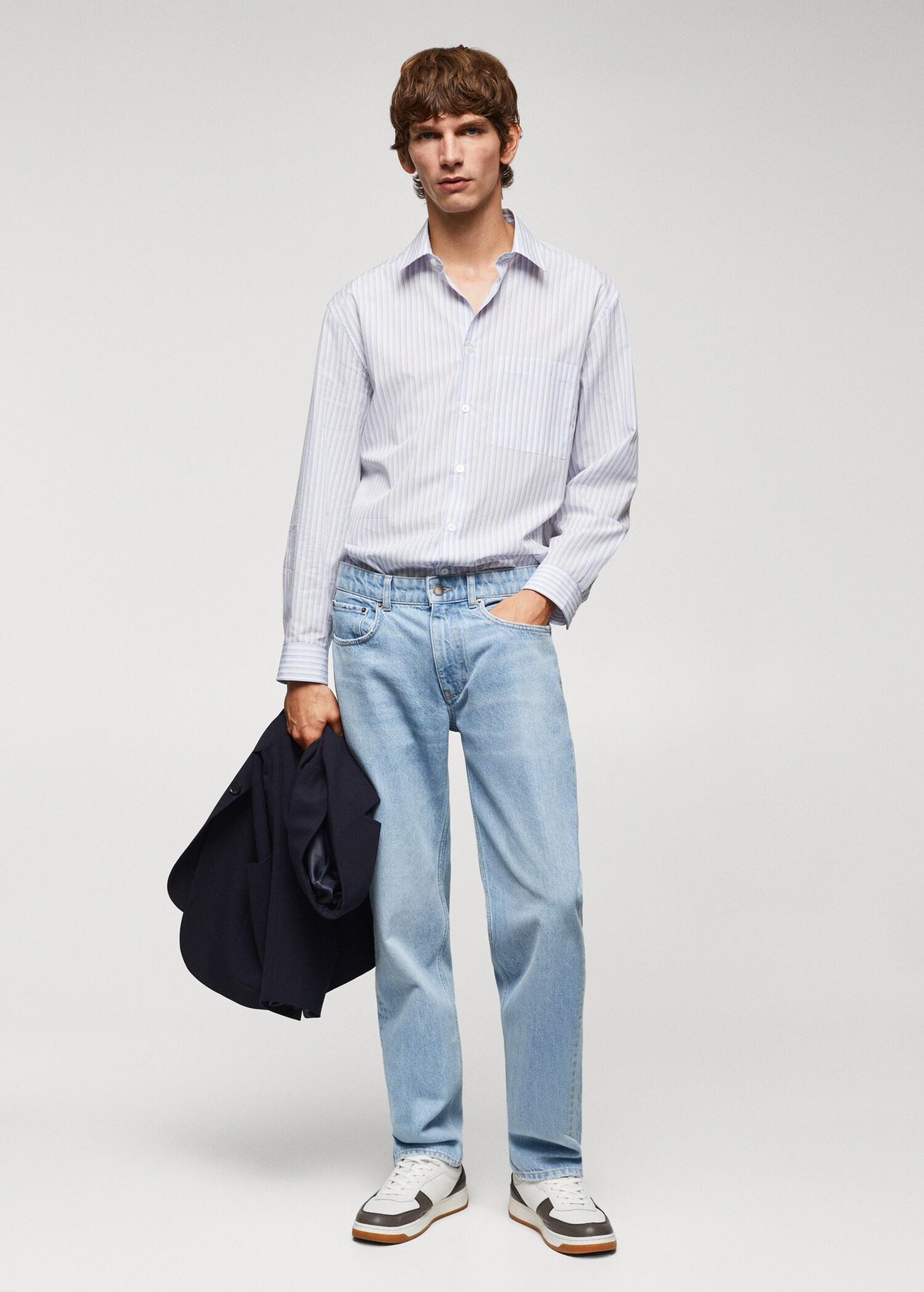 Light-wash loose-fit jeans Men MANGO OUTLET USA