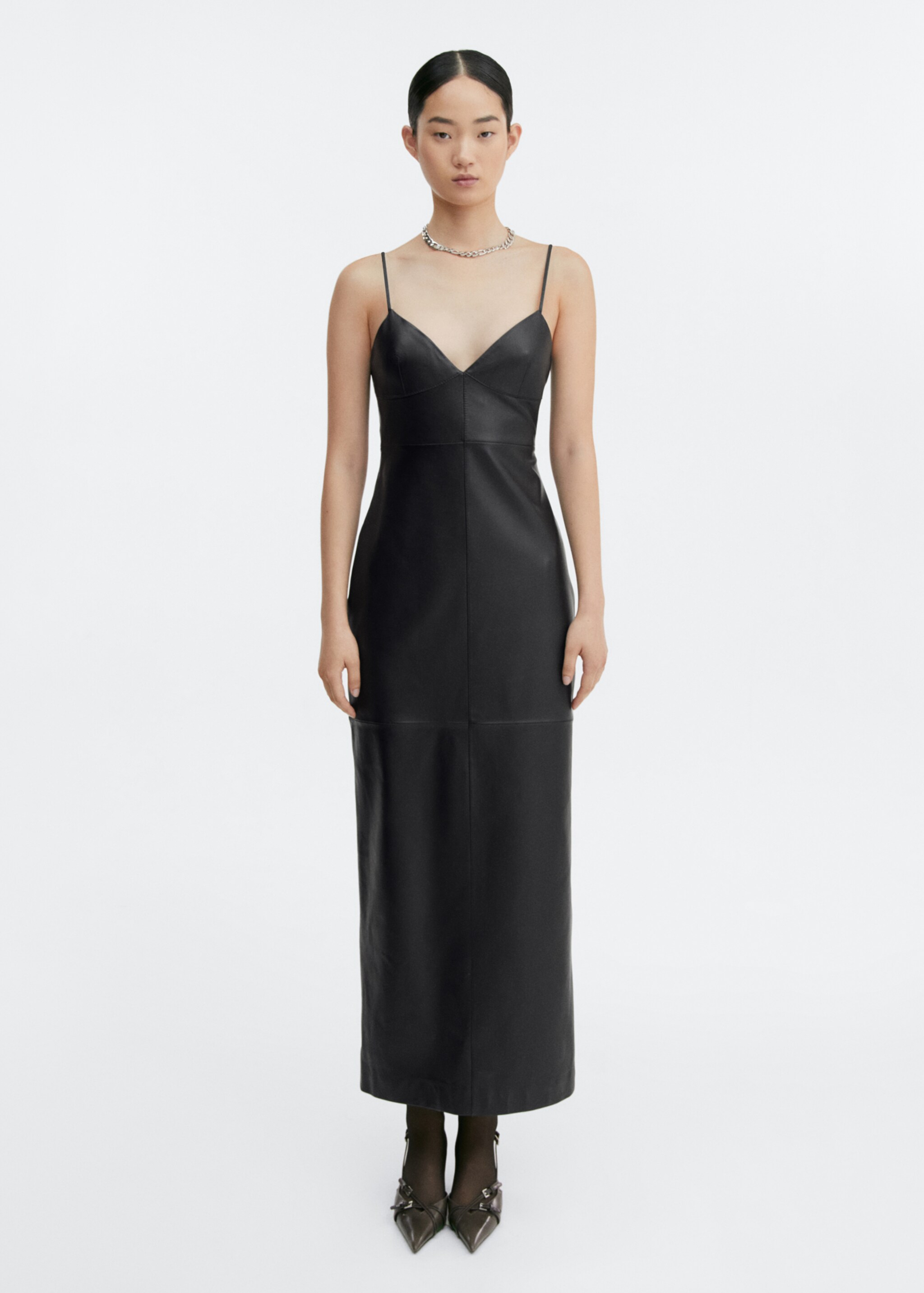 Trägerkleid aus Flanell - Allgemeine Ansicht, Schwarz. Ref: 57066001-00.