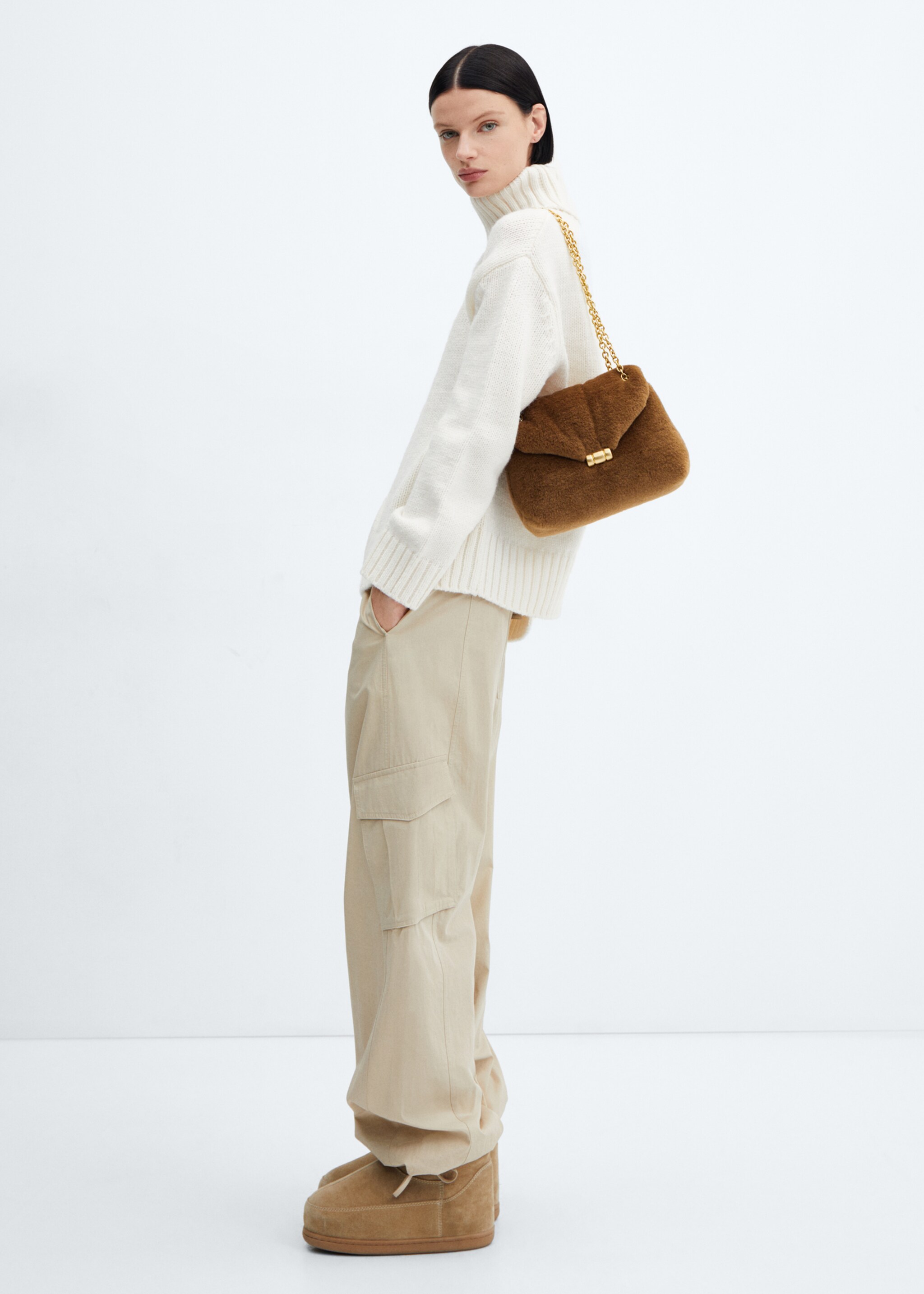 Quilted fur-effect bag - General plane, Brown. Ref: 57067748-00.