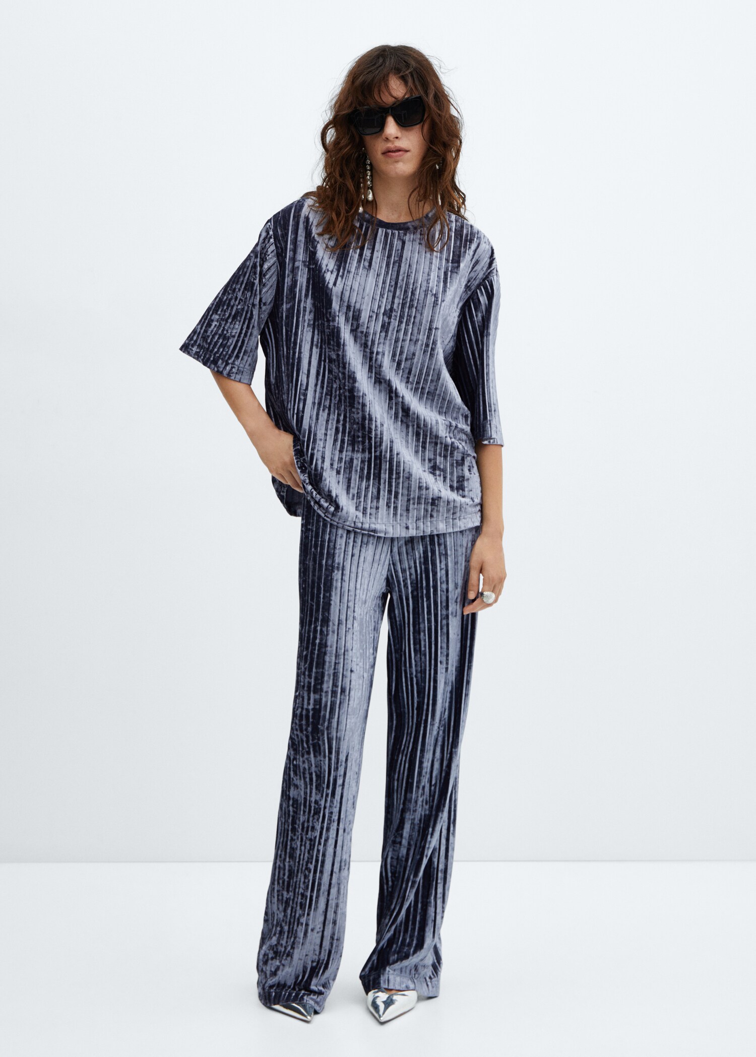 Pleated velvet trousers - General plane