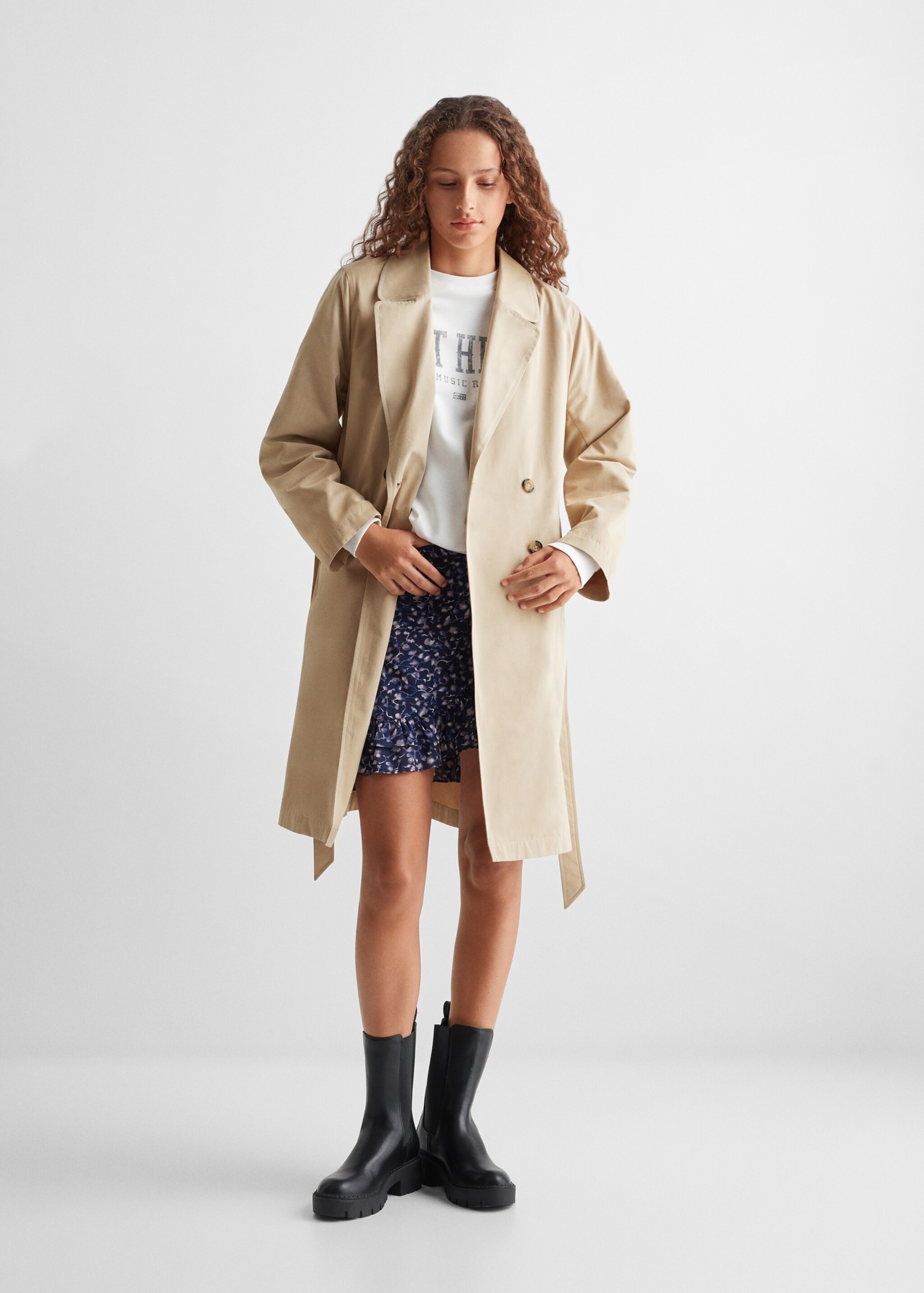 Classic trench coat with belt - General plane, Beige. Ref: 57072518-00.