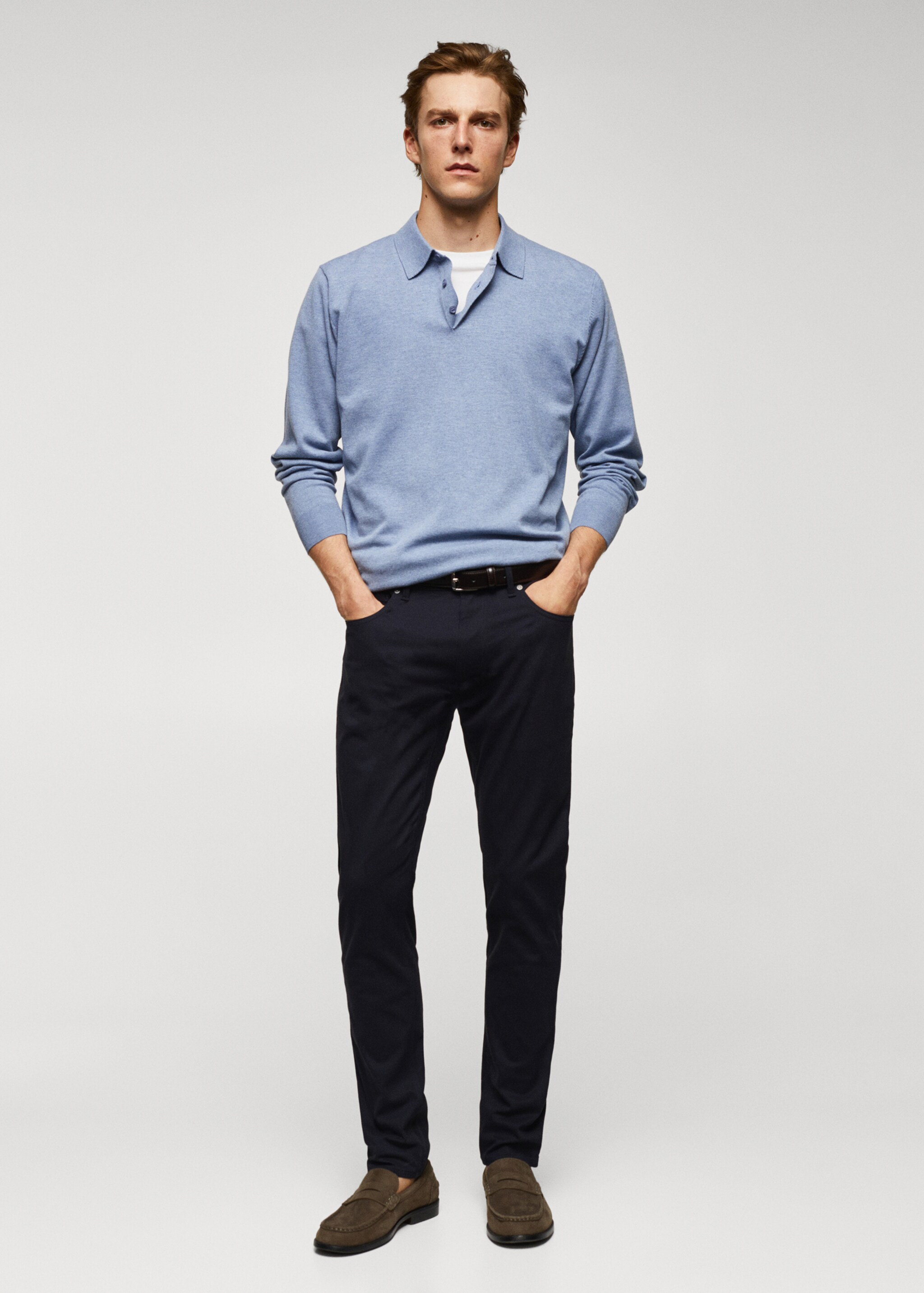 Bukse slim fit i bomull og serge-stoff - Total bildeutsnitt