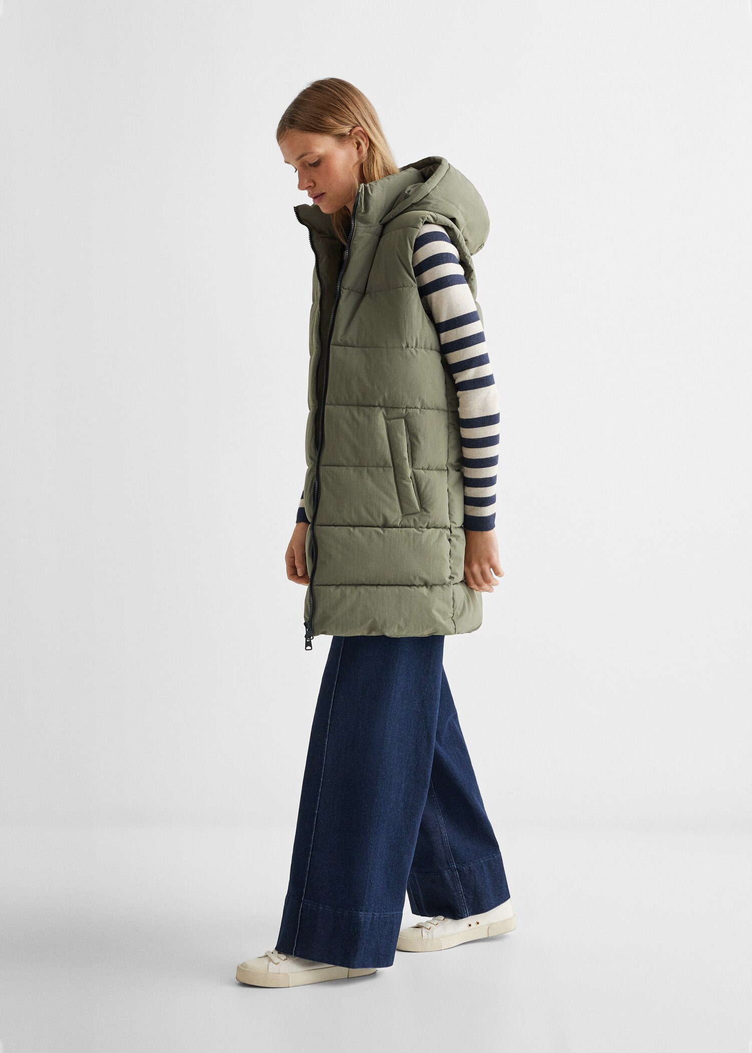 Long quilted gilet - General plane