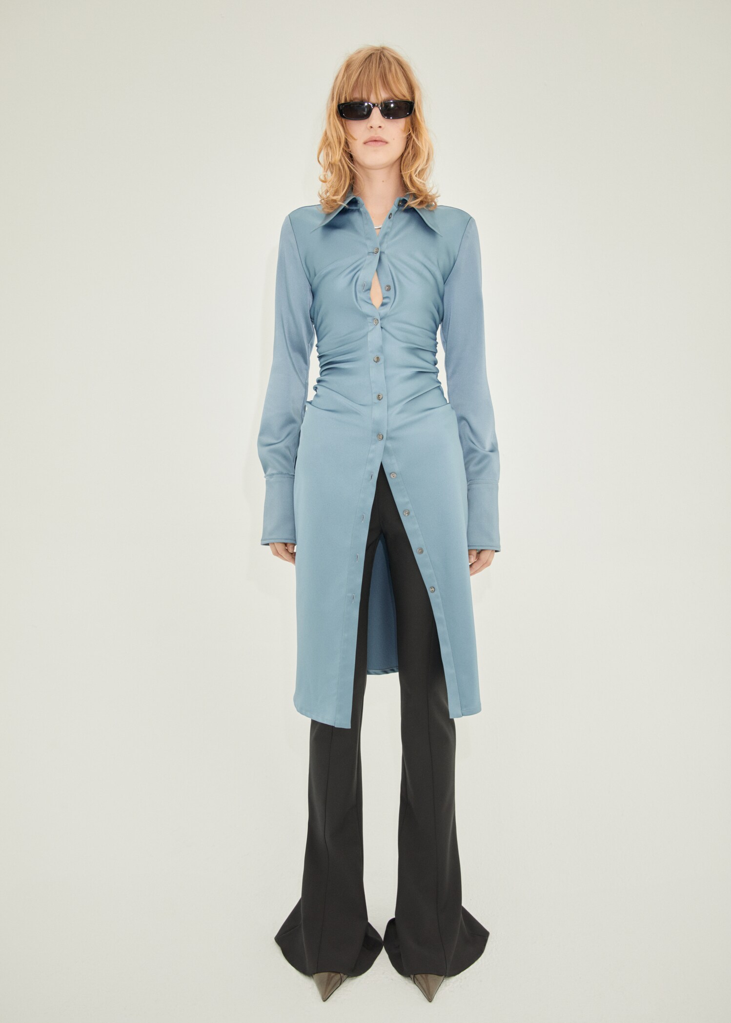 Vestit camiser setinat entallat - Pla general