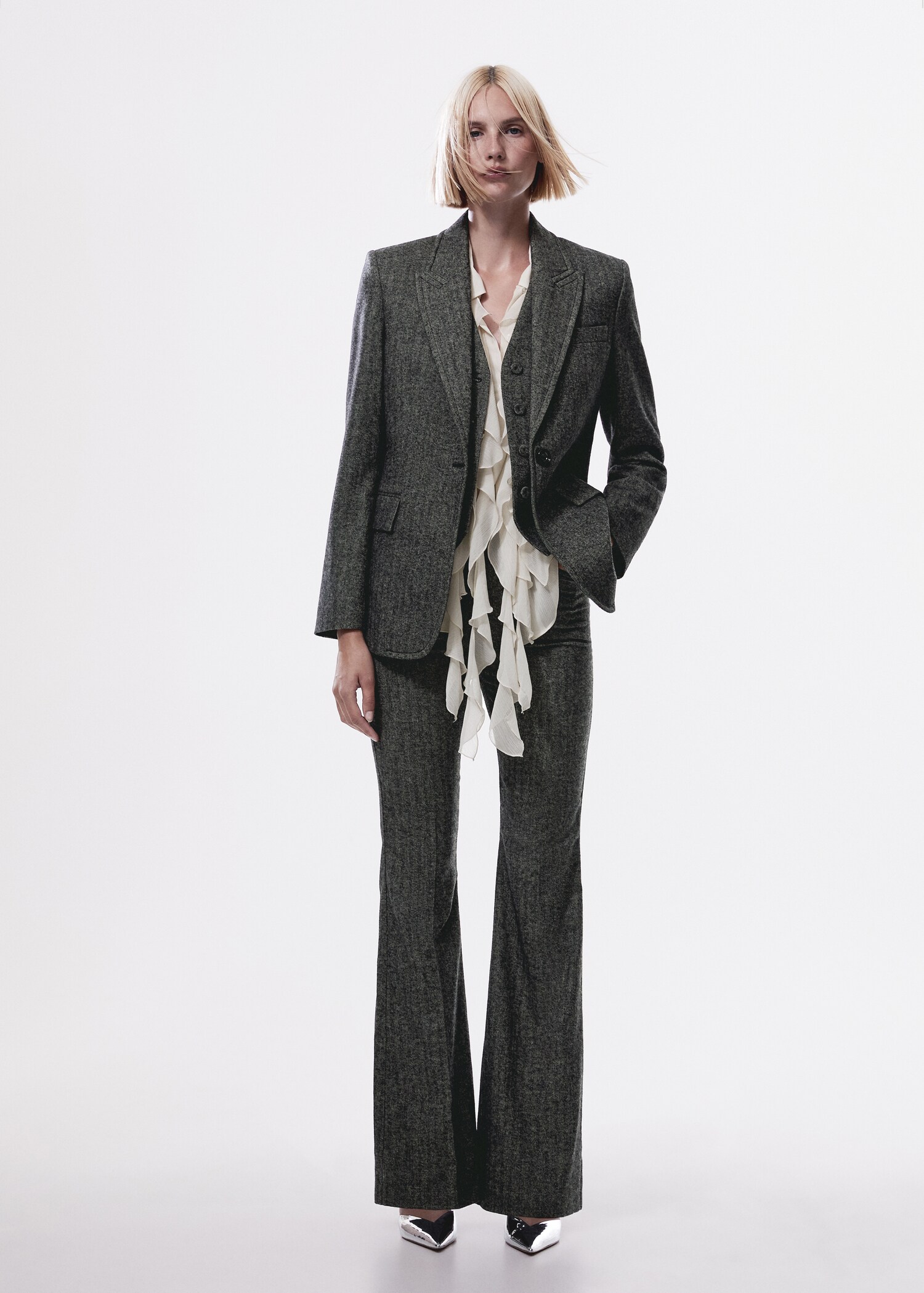 Flared wool suit trousers - General plane