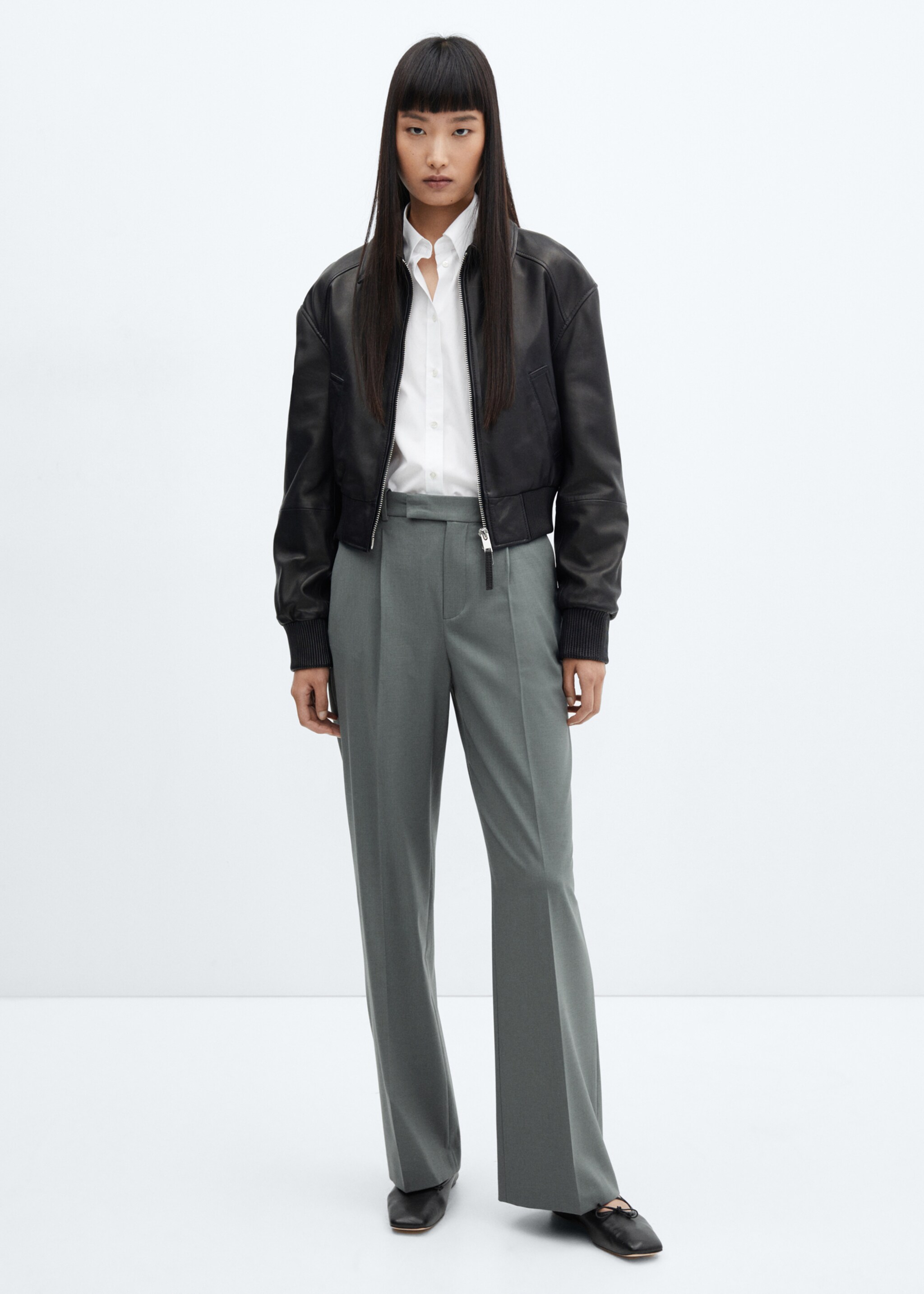 Wool straight-fit trousers - General plane