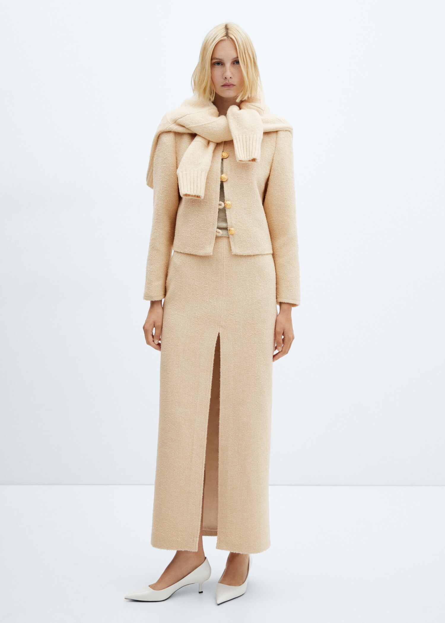 Slit long skirt - General plane