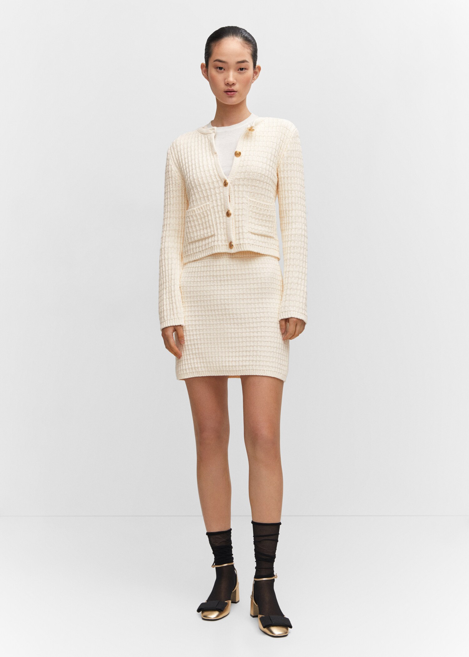 Knitted miniskirt - General plane