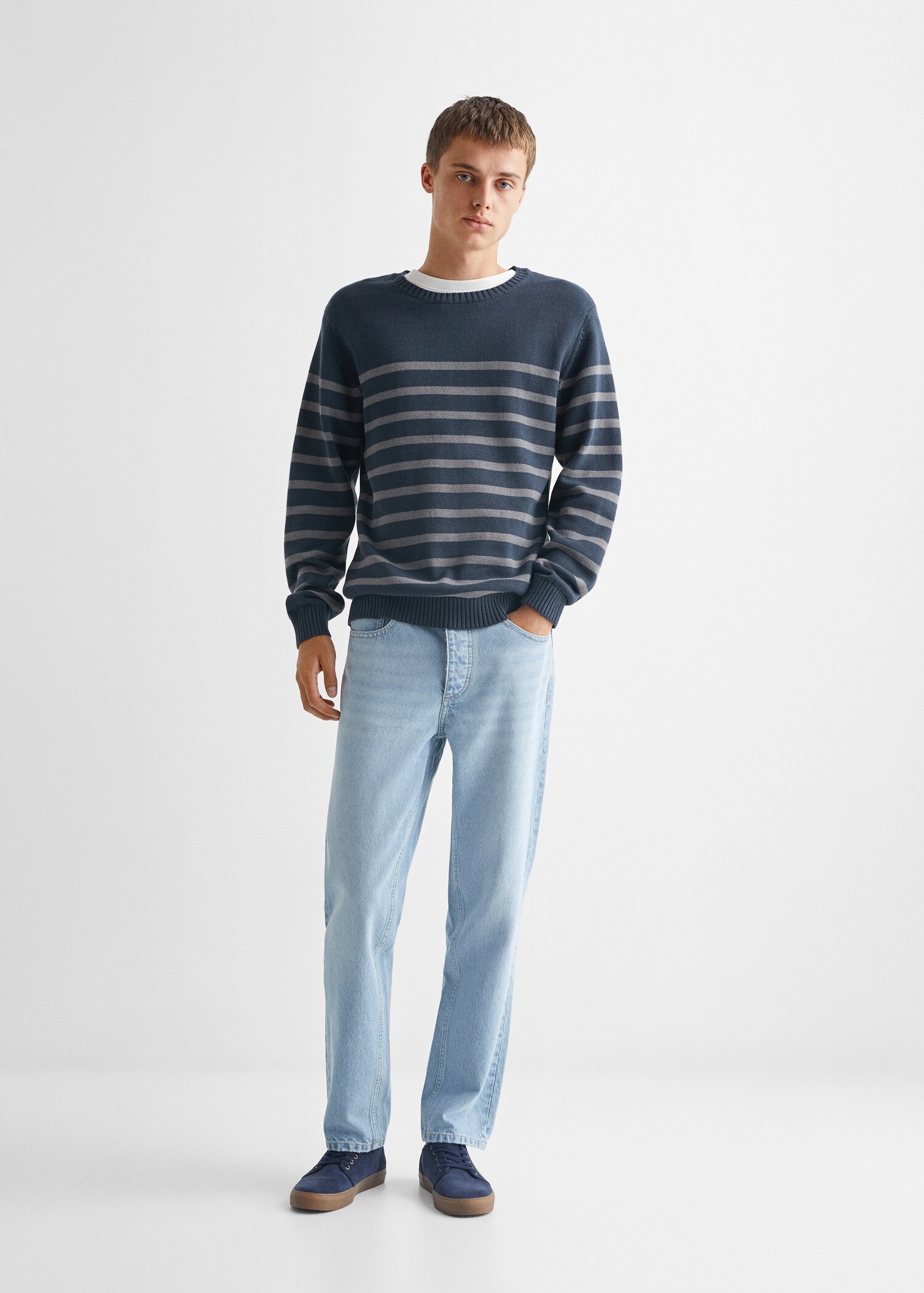 Knit striped sweater - General plane