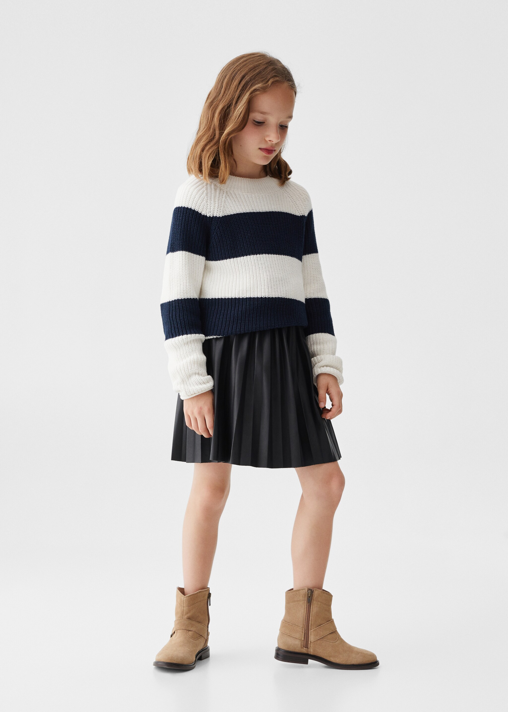 Faux-leather pleated skirt - General plane
