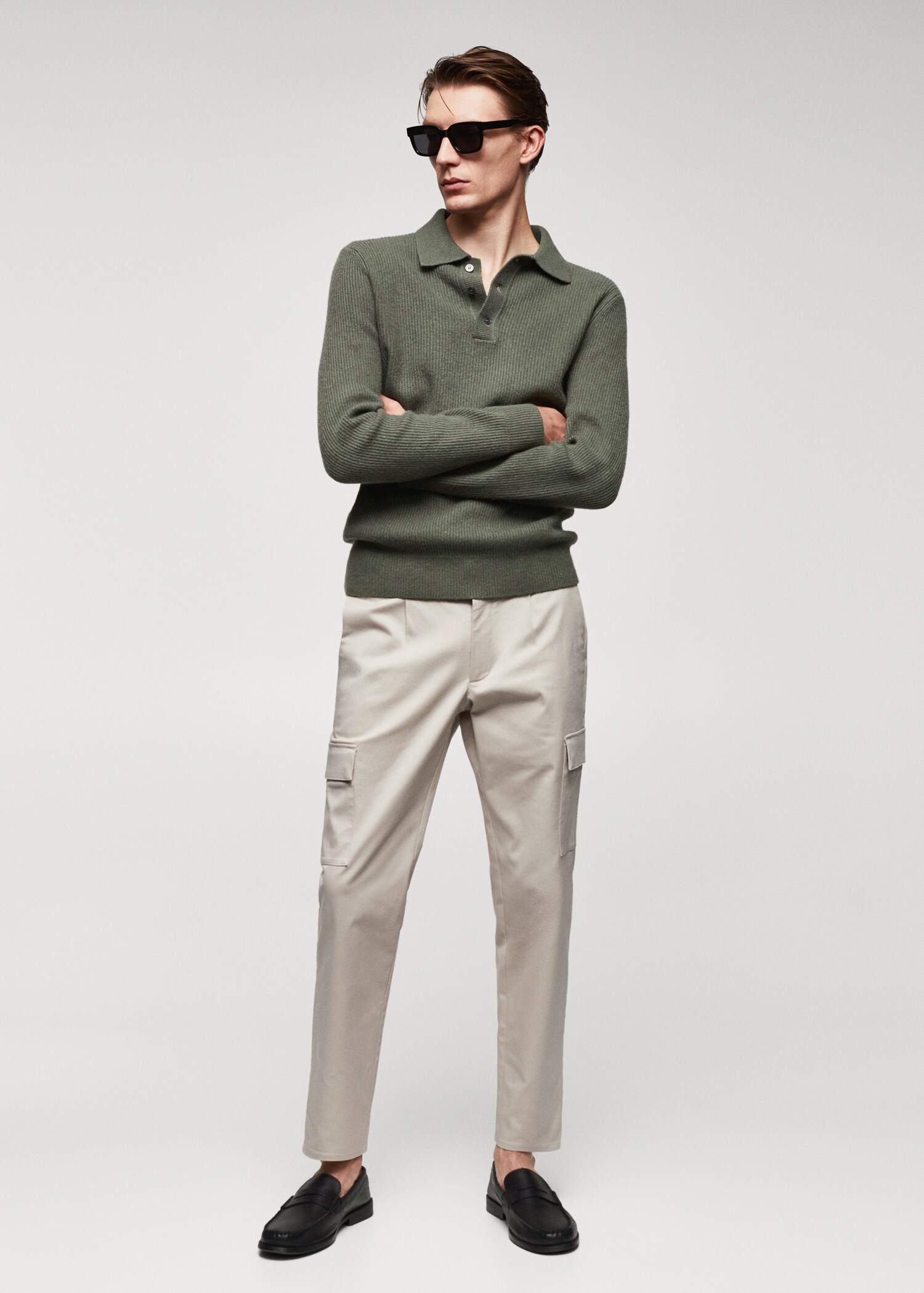 Slim-fit cotton cargo trousers - General plane